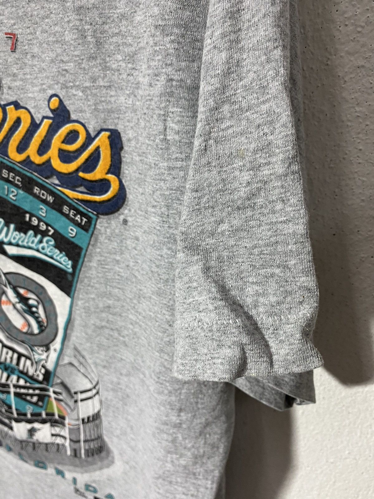 All Sport × NFL × Vintage vintage world series 1997 cleveland vs florida Size US L / EU 52-54 / 3 - 5 Thumbnail