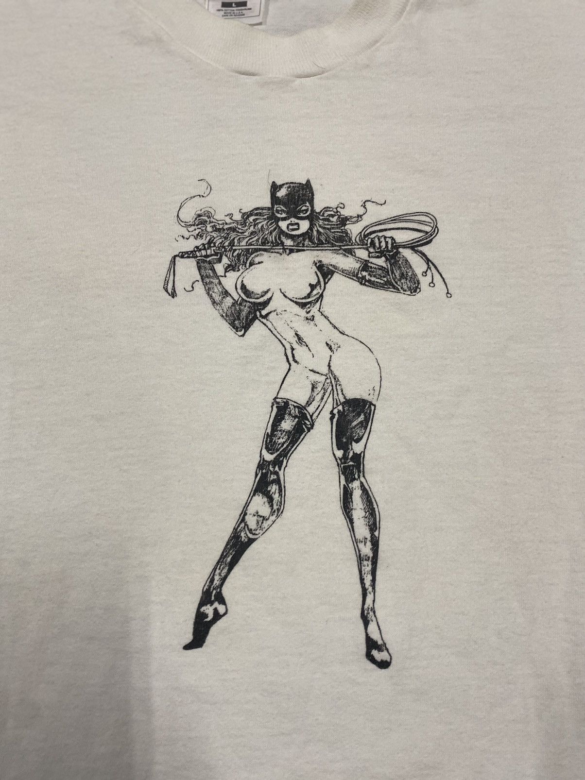 Vintage 90’s Cat Woman Comic T-Shirt Size US L / EU 52-54 / 3 - 2 Thumbnail