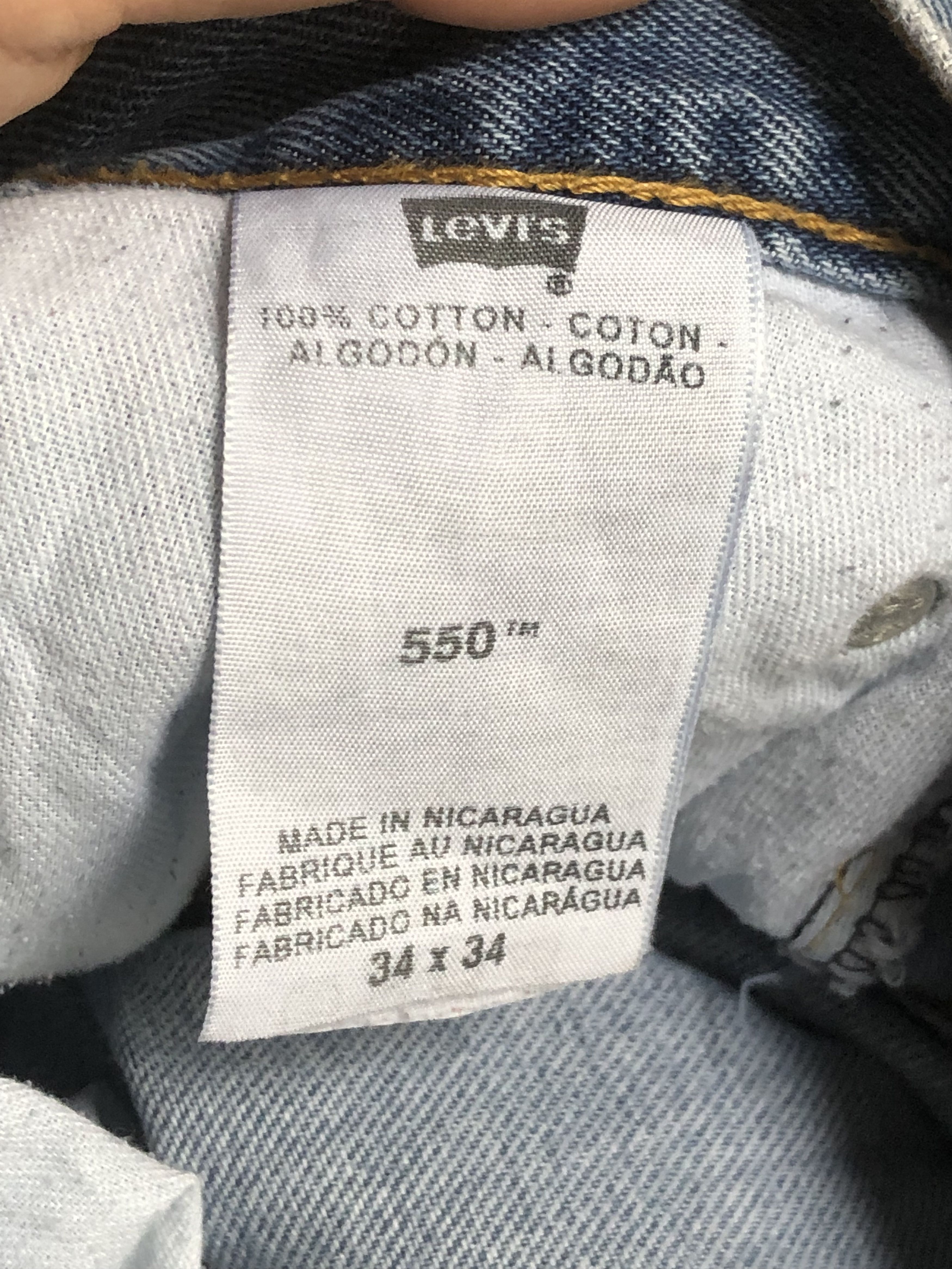 Vintage Levi's 550 Relaxed Fit Jeans L457