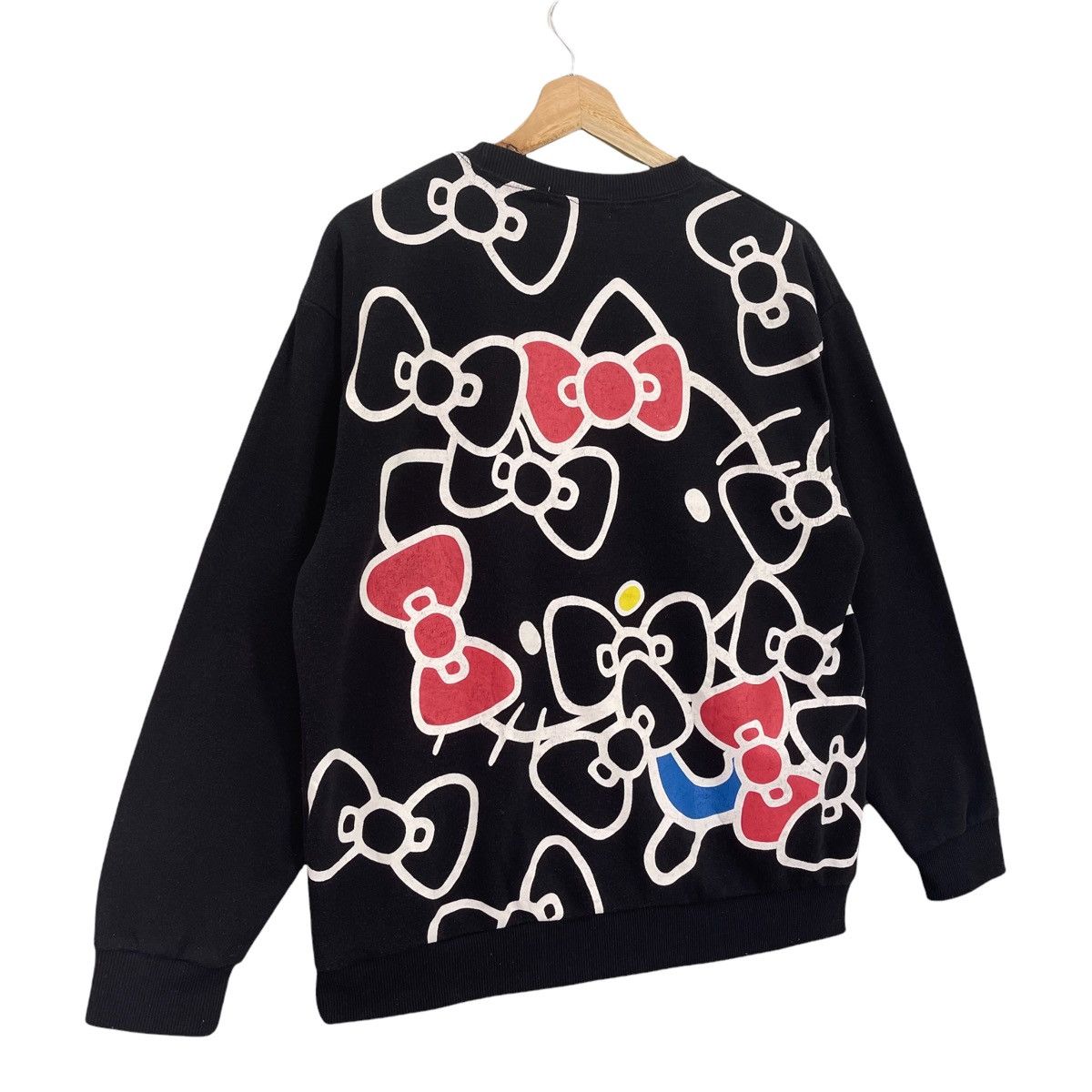 Japanese Brand Hello Kitty Printed Big Logo Crewneck Sweatshirt Size M Size US M / EU 48-50 / 2 - 2 Thumbnail