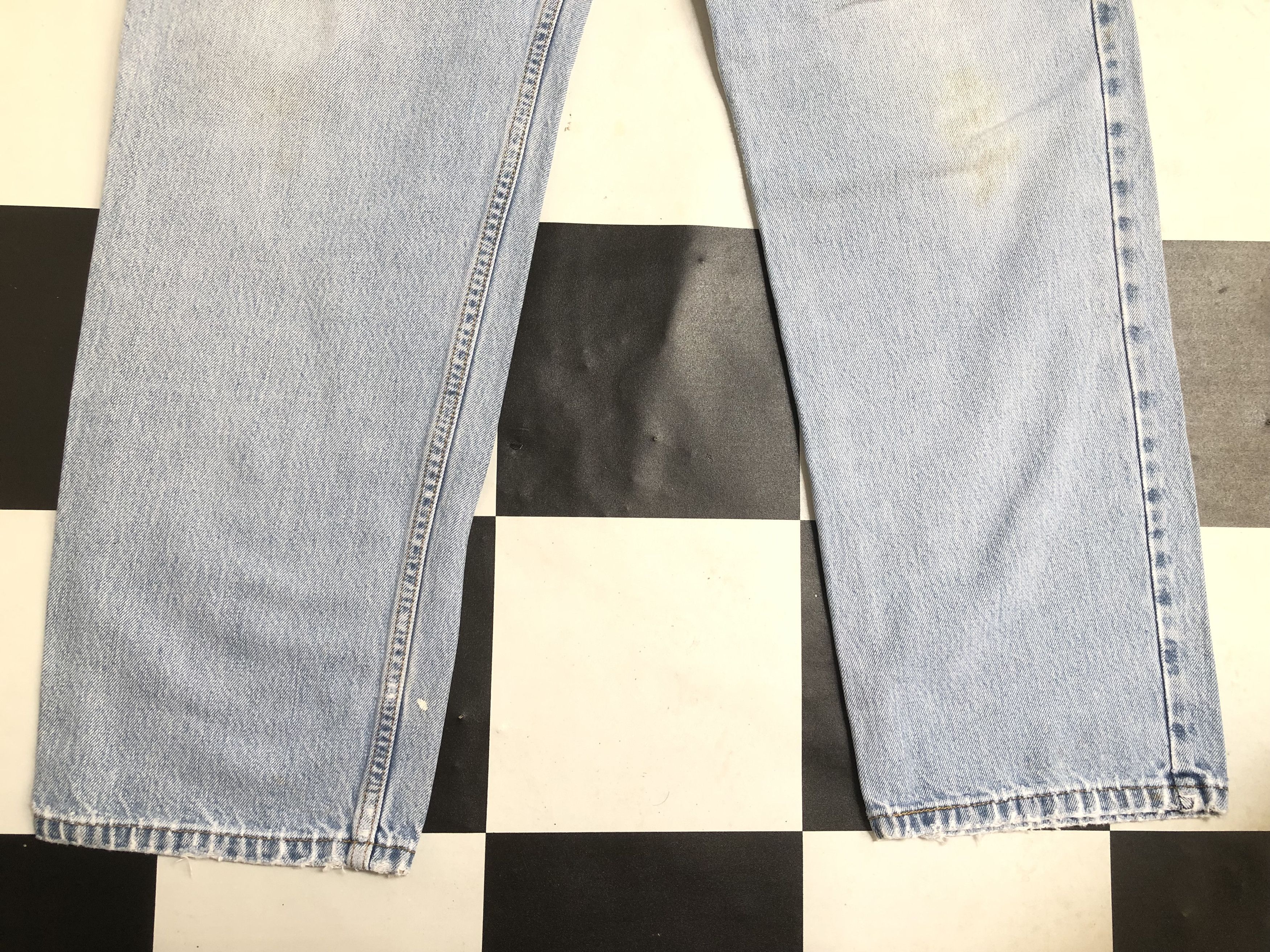 Levi's × Vintage Vintage Levi's 550 Relaxed Fit Jeans L453 Size US 35 - 4 Thumbnail