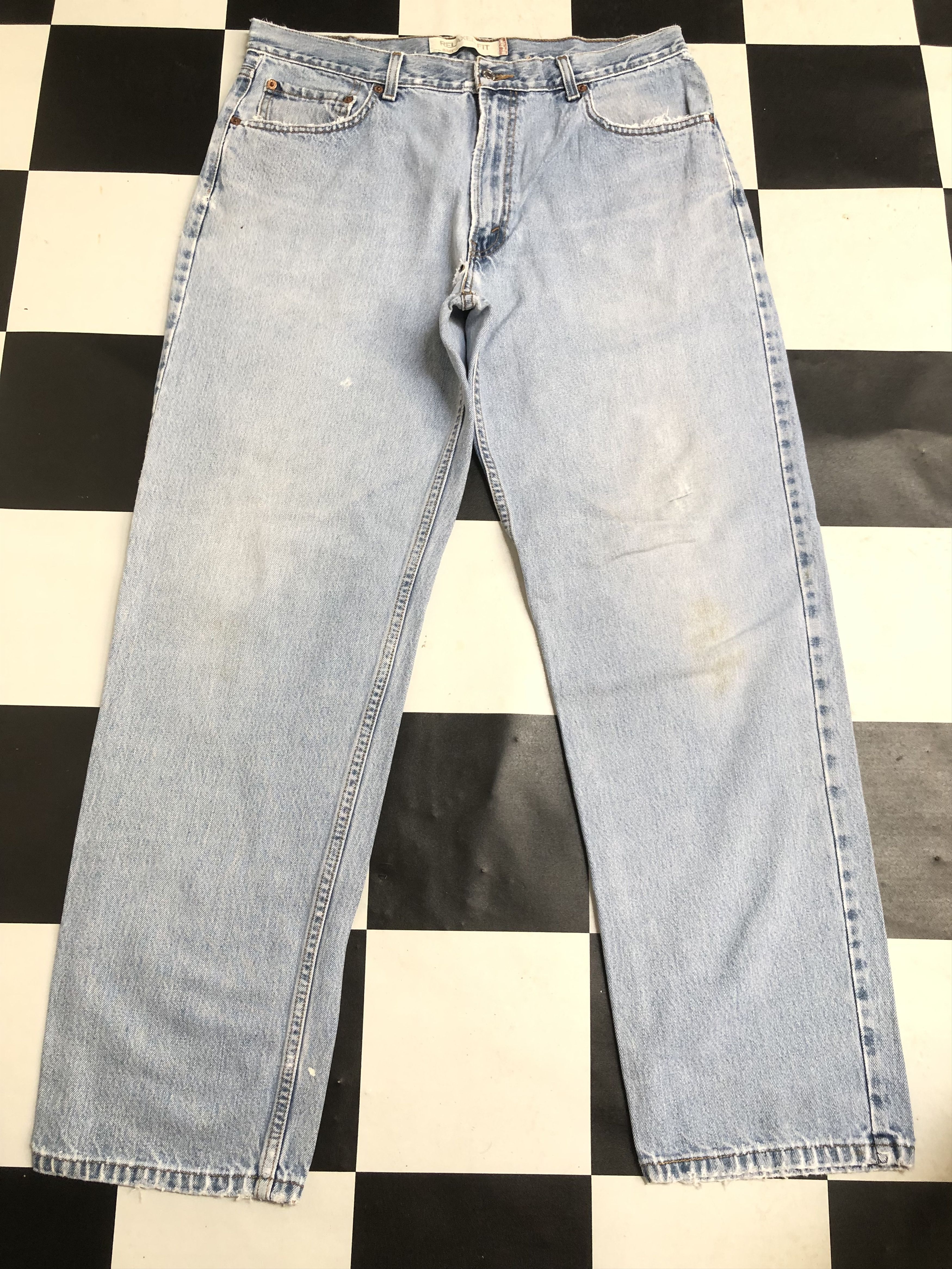 Levi's × Vintage Vintage Levi's 550 Relaxed Fit Jeans L453 Size US 35 - 1 Thumbnail