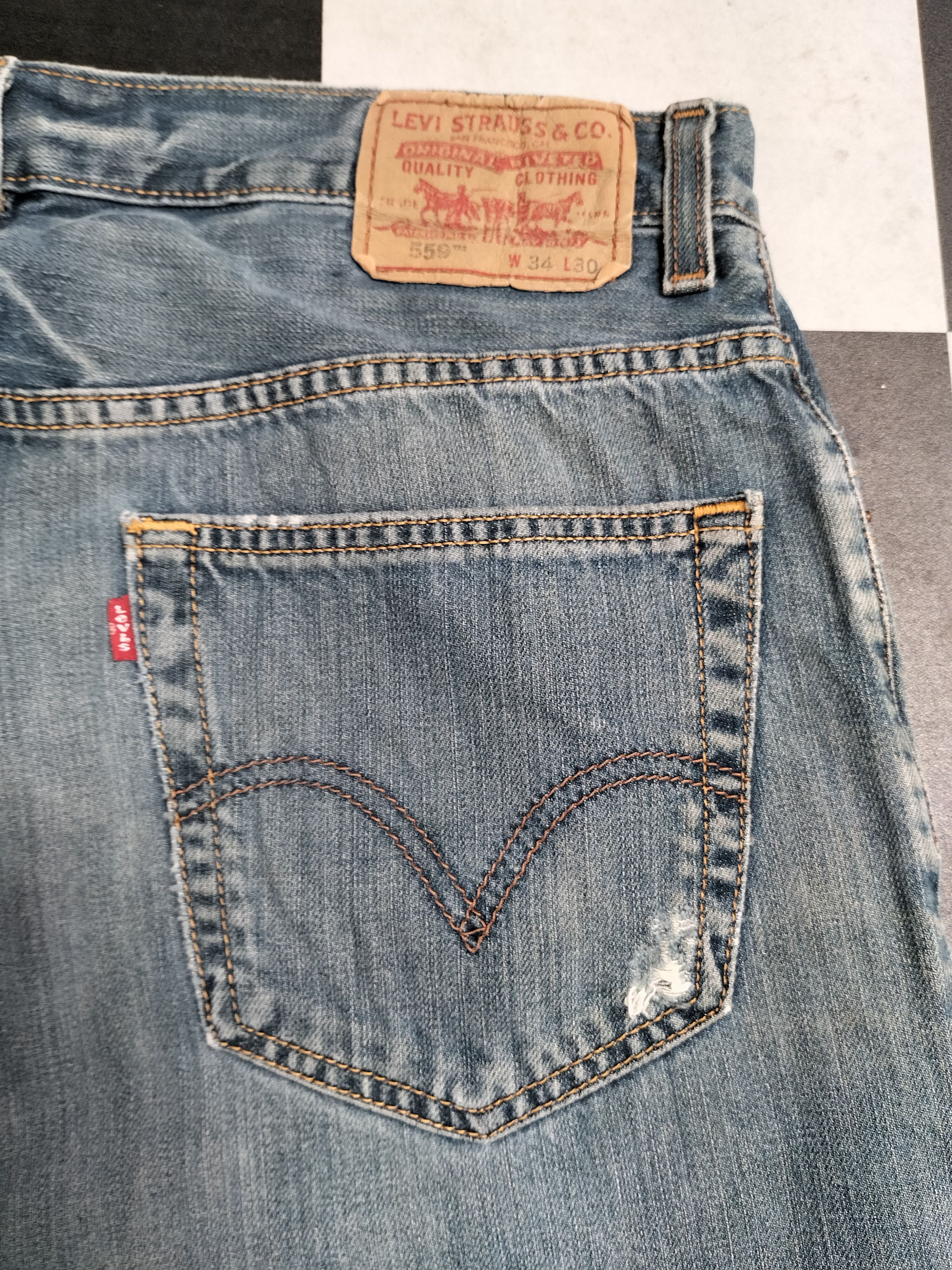 Levi's × Vintage Vintage Levi's 559 Relaxed Fit Jeans L468 Size US 33 - 8 Thumbnail