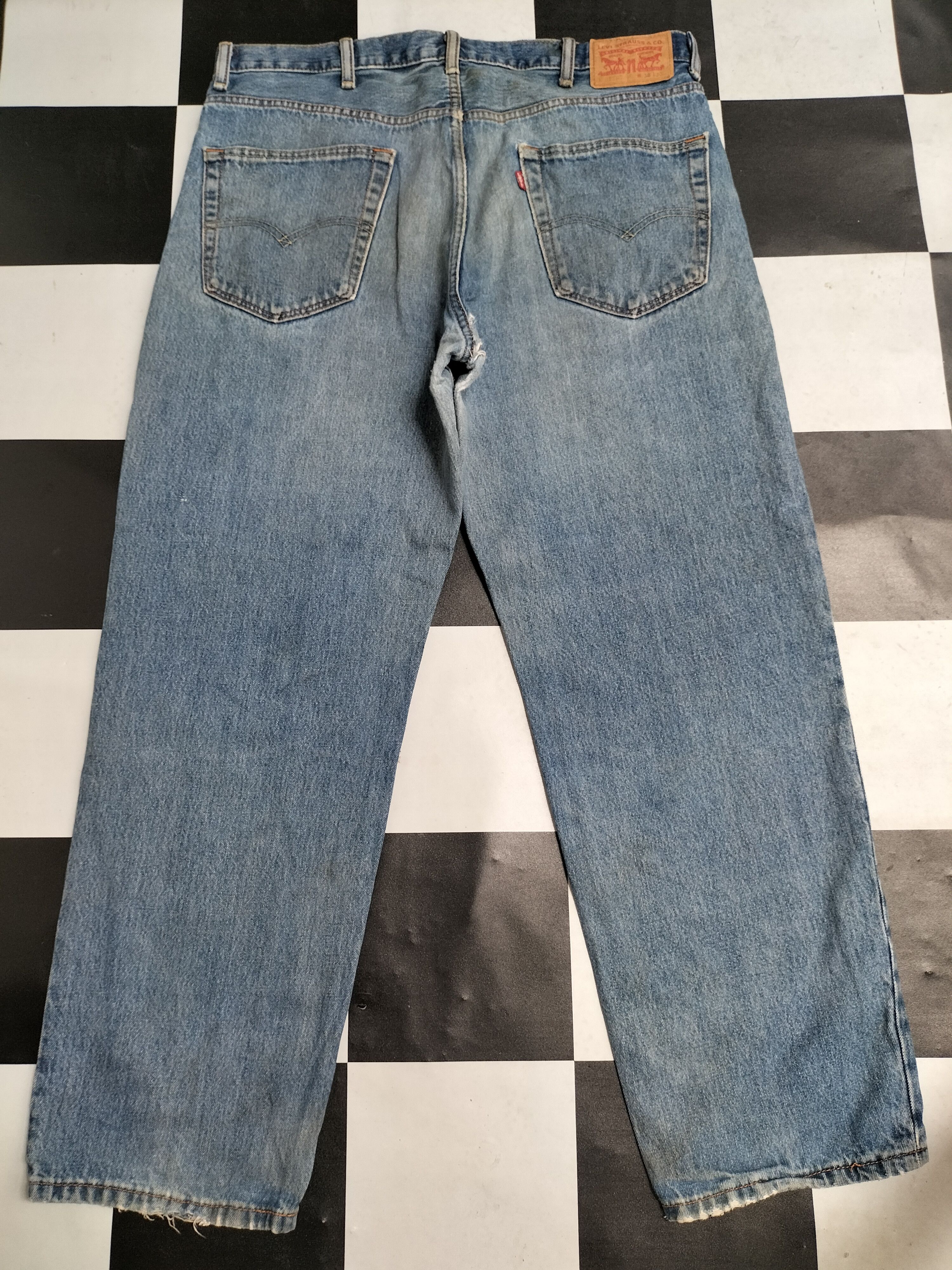 Levi's × Vintage Vintage Levi's 550 Denim Jeans L466 Size US 37 - 2 Thumbnail