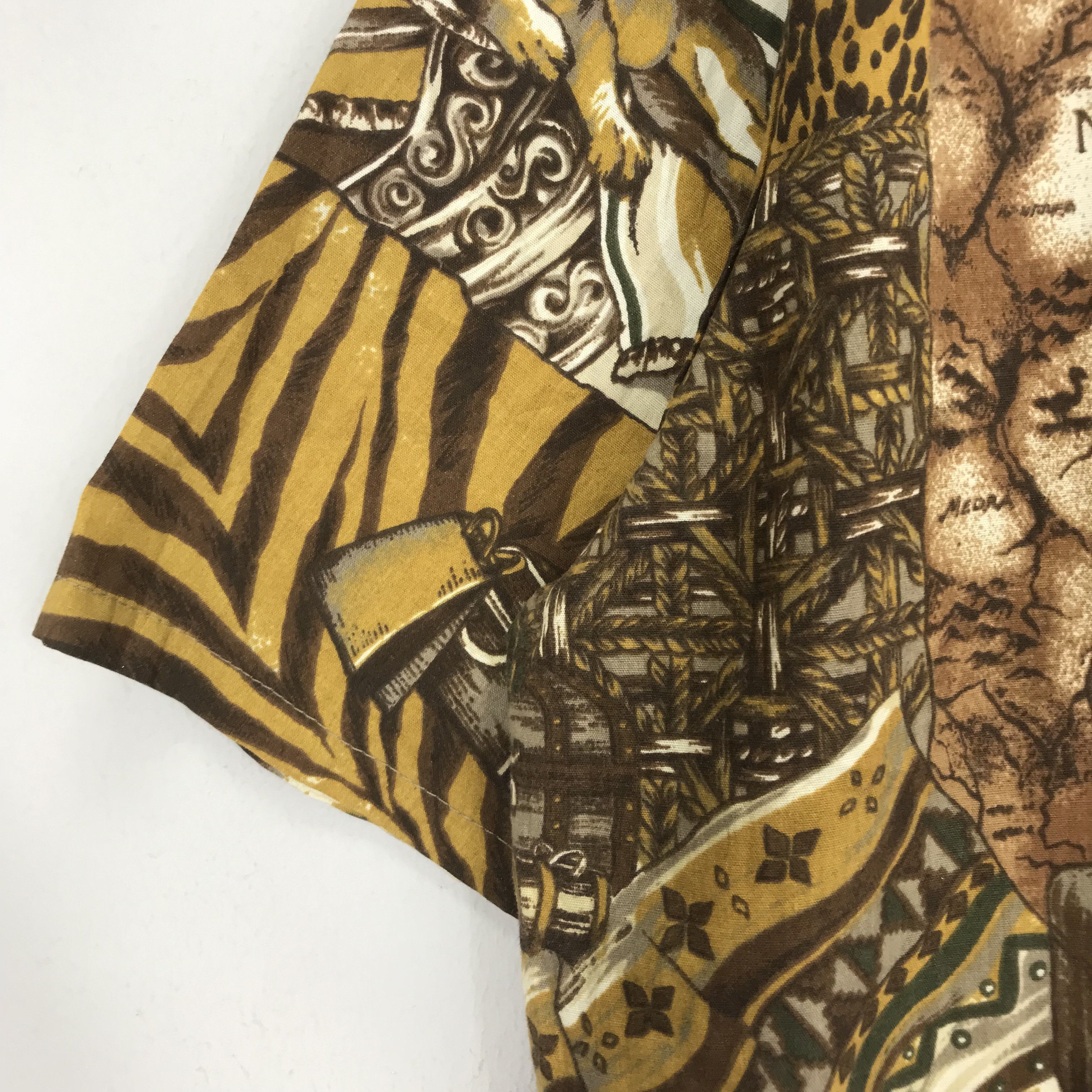 Arts & Science Baroque Style Overprint Safari Wildlife Animal Motif Zebra Size US XL / EU 56 / 4 - 6 Thumbnail