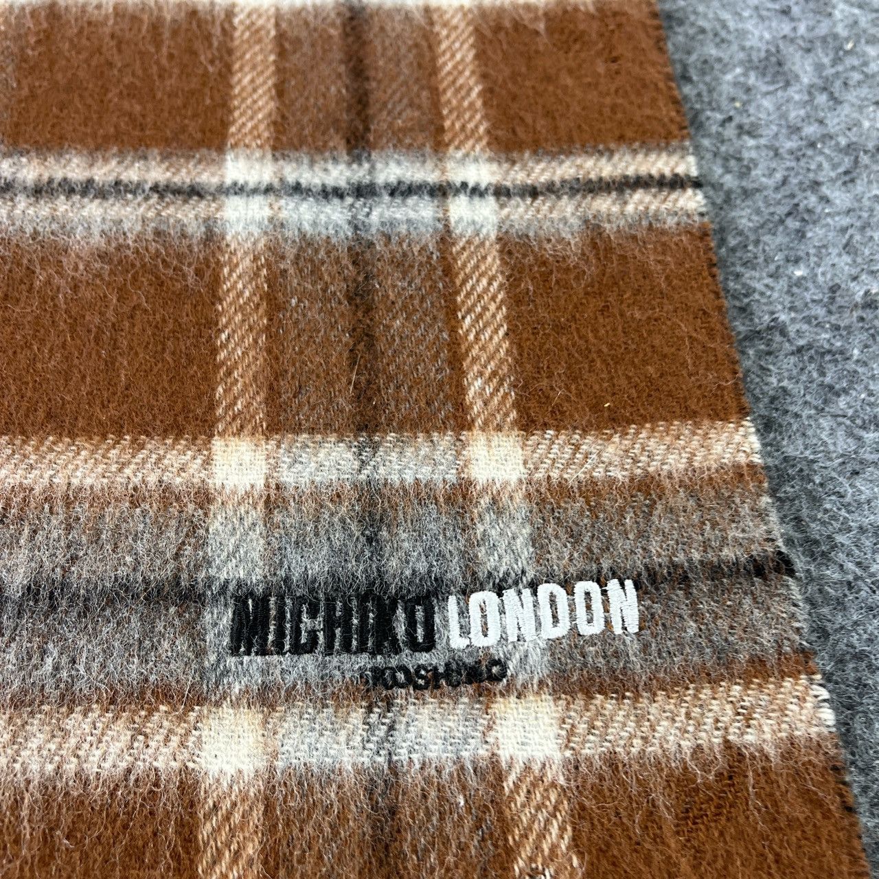 Michiko Koshino London Michiko Koshino London Scarf / Muffler / Neckwear - T559 Size ONE SIZE - 6 Thumbnail