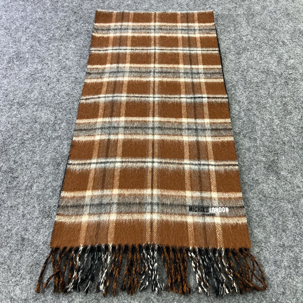 小物 90s MICHIKO LONDON Knit Muffler. 90s MICHIKO LONDON Knit Muffler.