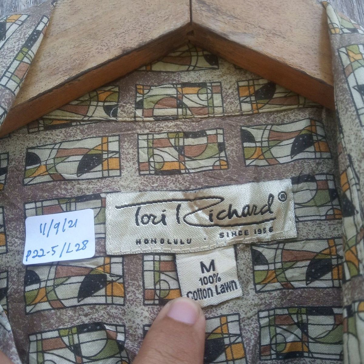 Vintage Tori Richard Honolulu Hawaiian Beach Aloha Geometric Hawaii Size US M / EU 48-50 / 2 - 6 Thumbnail