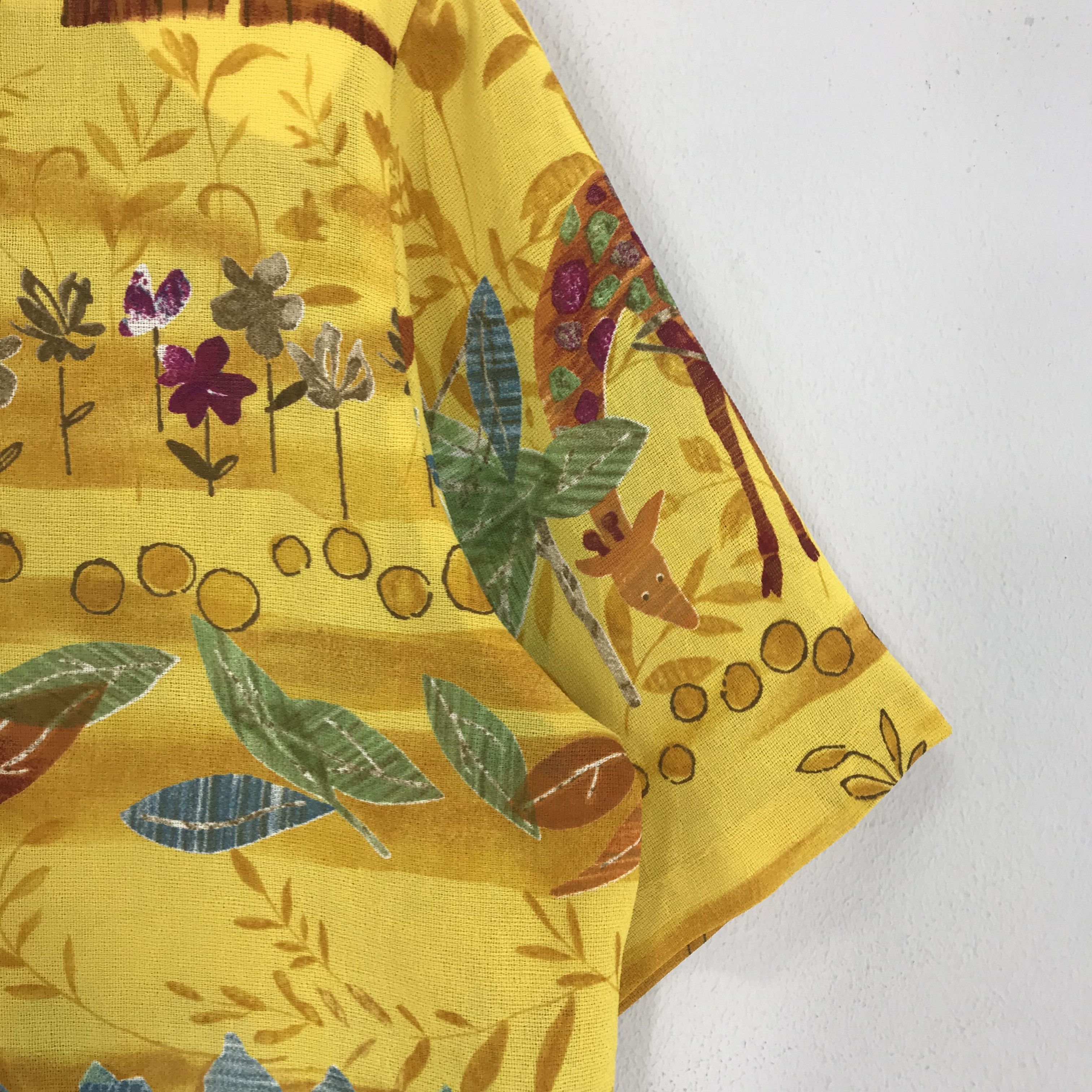 Art Comes First Vintage Designer Novelty Baroque Shirt Polyester Yellow Size US L / EU 52-54 / 3 - 5 Thumbnail