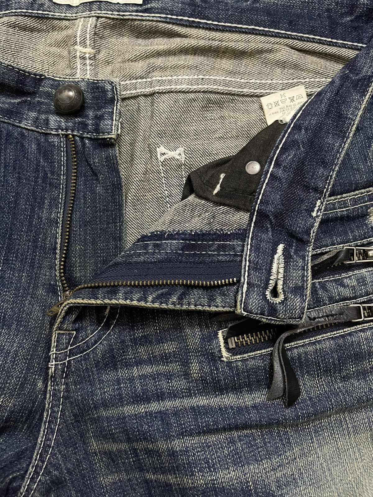 Japanese Brand × Vanquish Vanquish Tokyo Japan Distressed Denim Pants Size US 33 - 4 Thumbnail