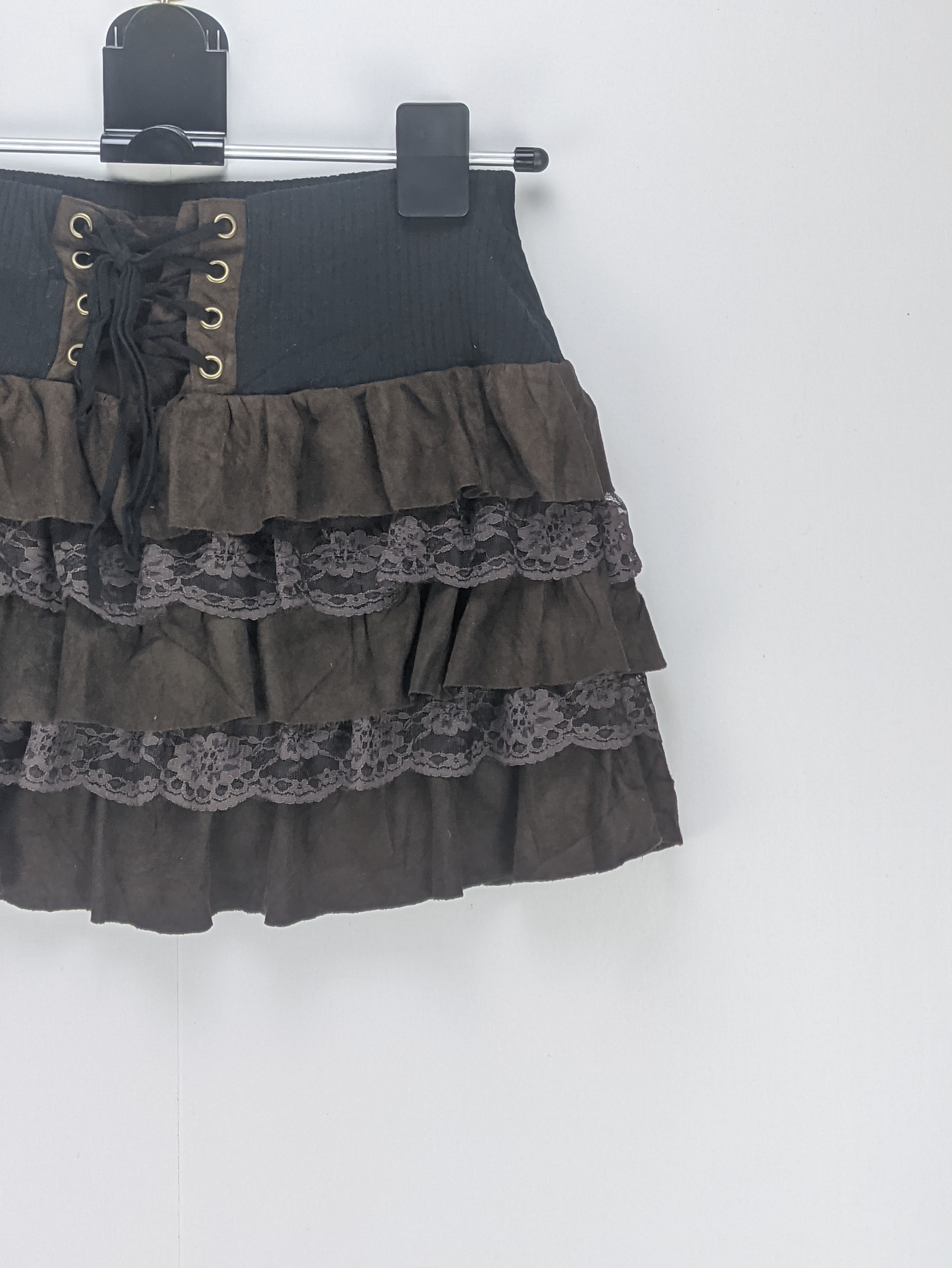 Japanese Brand Steals🔥Mini Skirt Lace Unbrand Size 27" / US 4 / IT 40 - 2 Thumbnail