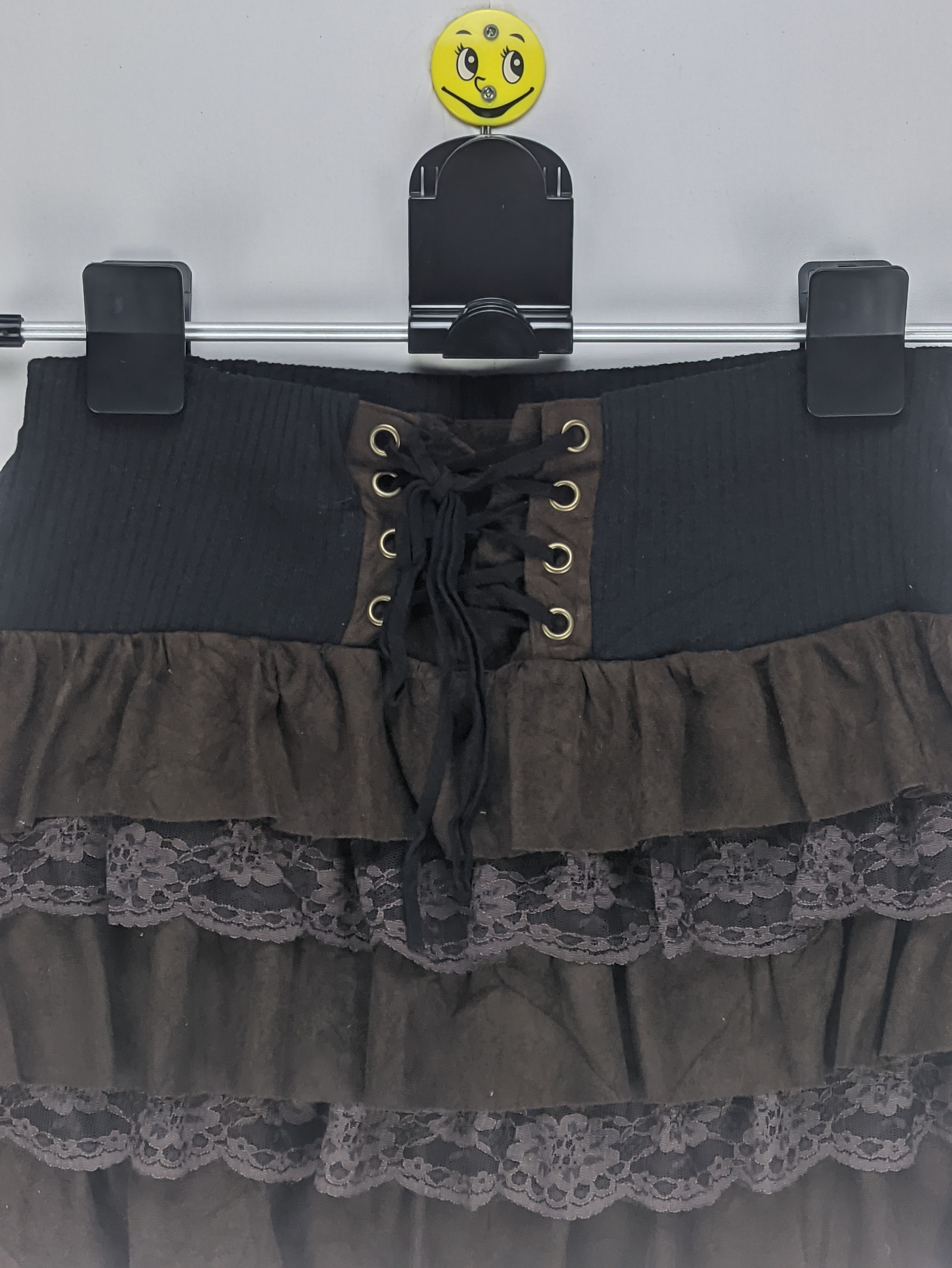 Japanese Brand Steals🔥Mini Skirt Lace Unbrand Size 27" / US 4 / IT 40 - 3 Thumbnail