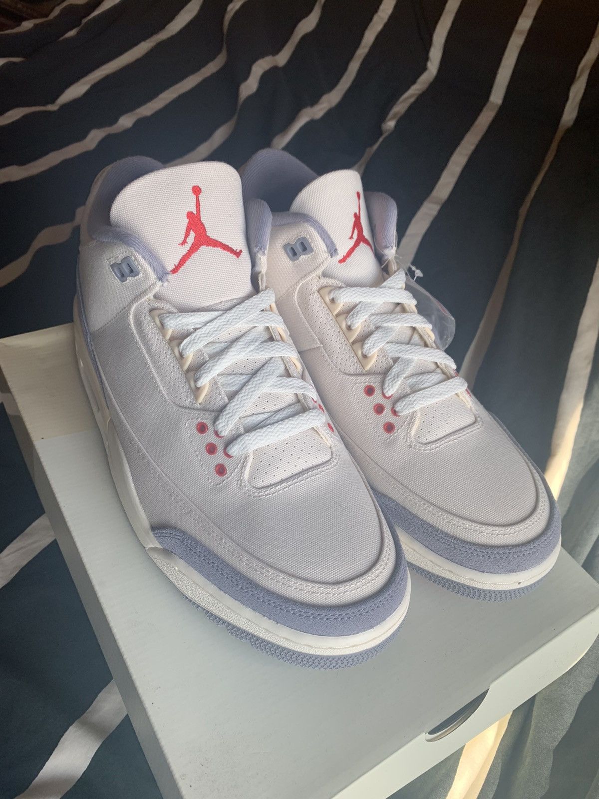 Jordan Brand Jordan 3 ‘Muslin’ Size US 10 / EU 43 - 1 Thumbnail