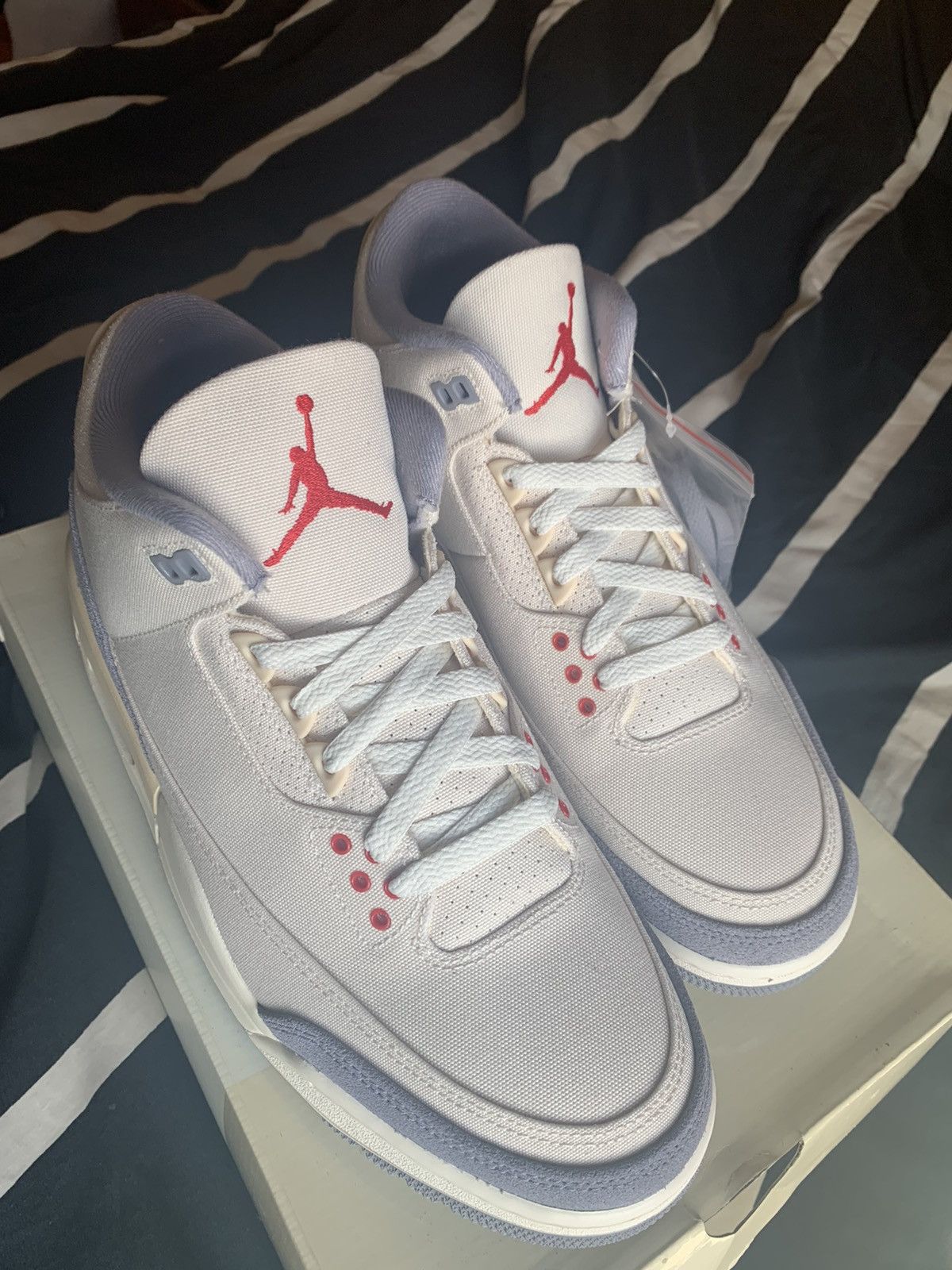 Jordan Brand Jordan 3 ‘Muslin’ Size US 10 / EU 43 - 4 Thumbnail