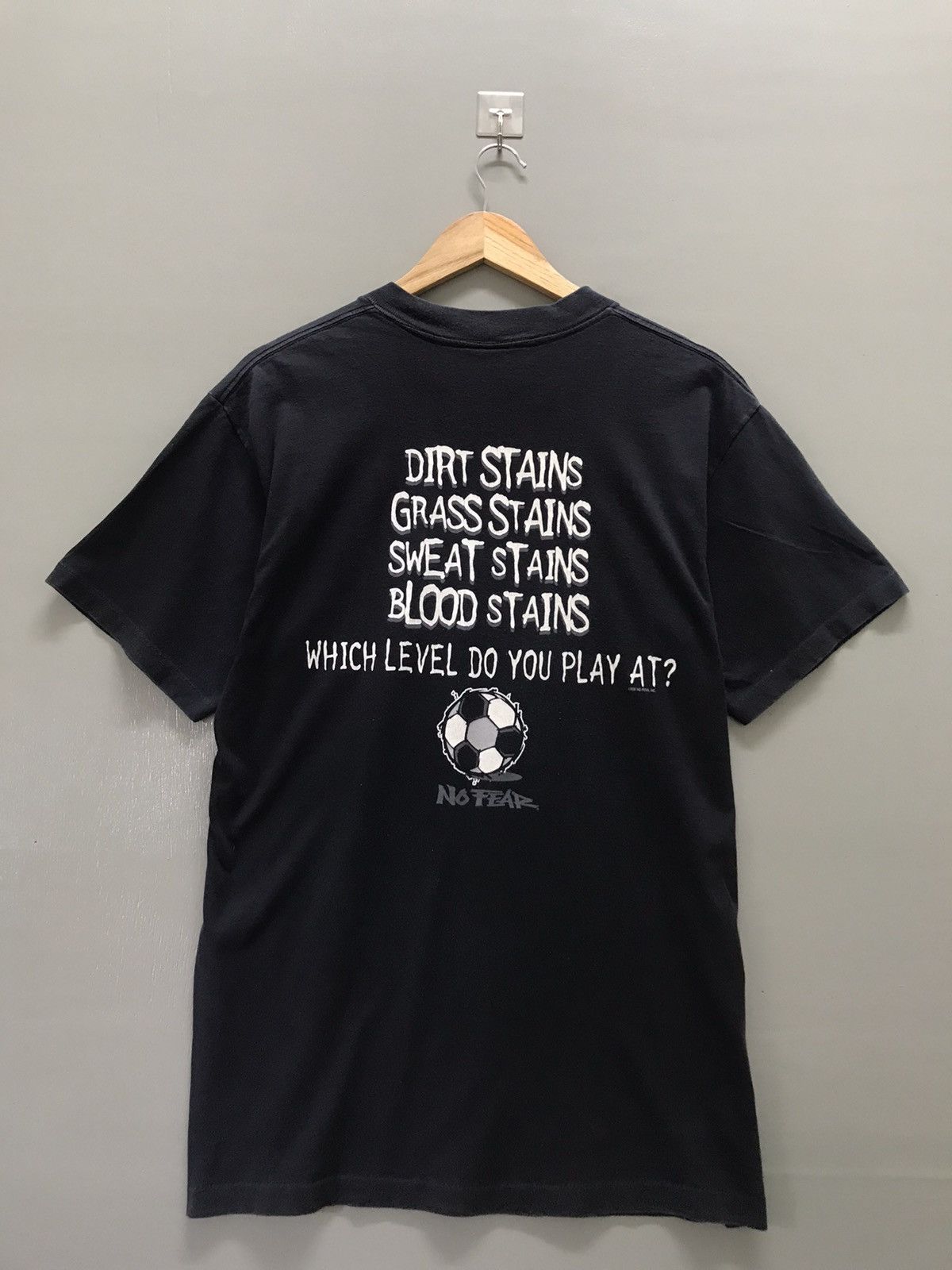 No Fear Vintage 1996 No Fear "Blood Stains" Football Tees Size US L / EU 52-54 / 3 - 1 Thumbnail