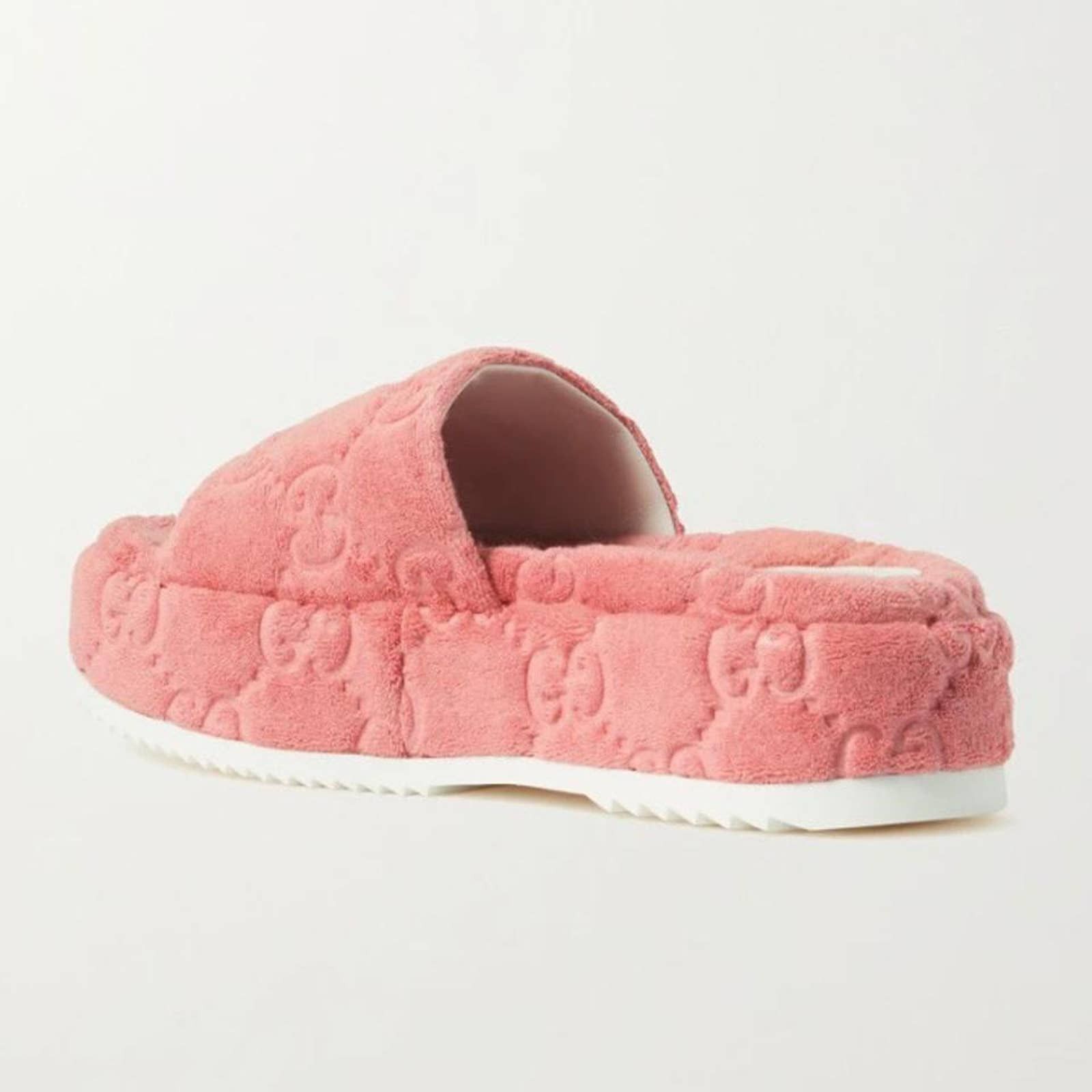 GUCCI Angelina GG logo terry platform slides sandals 38