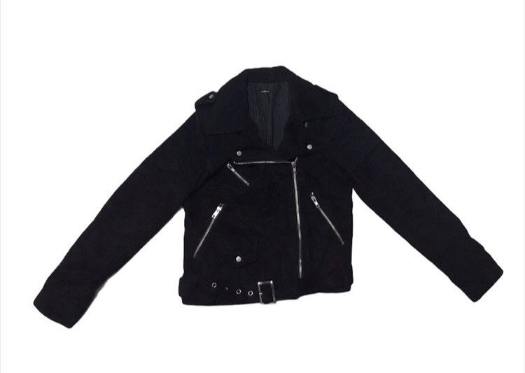 Can two double collar jacket style by johnny ramone