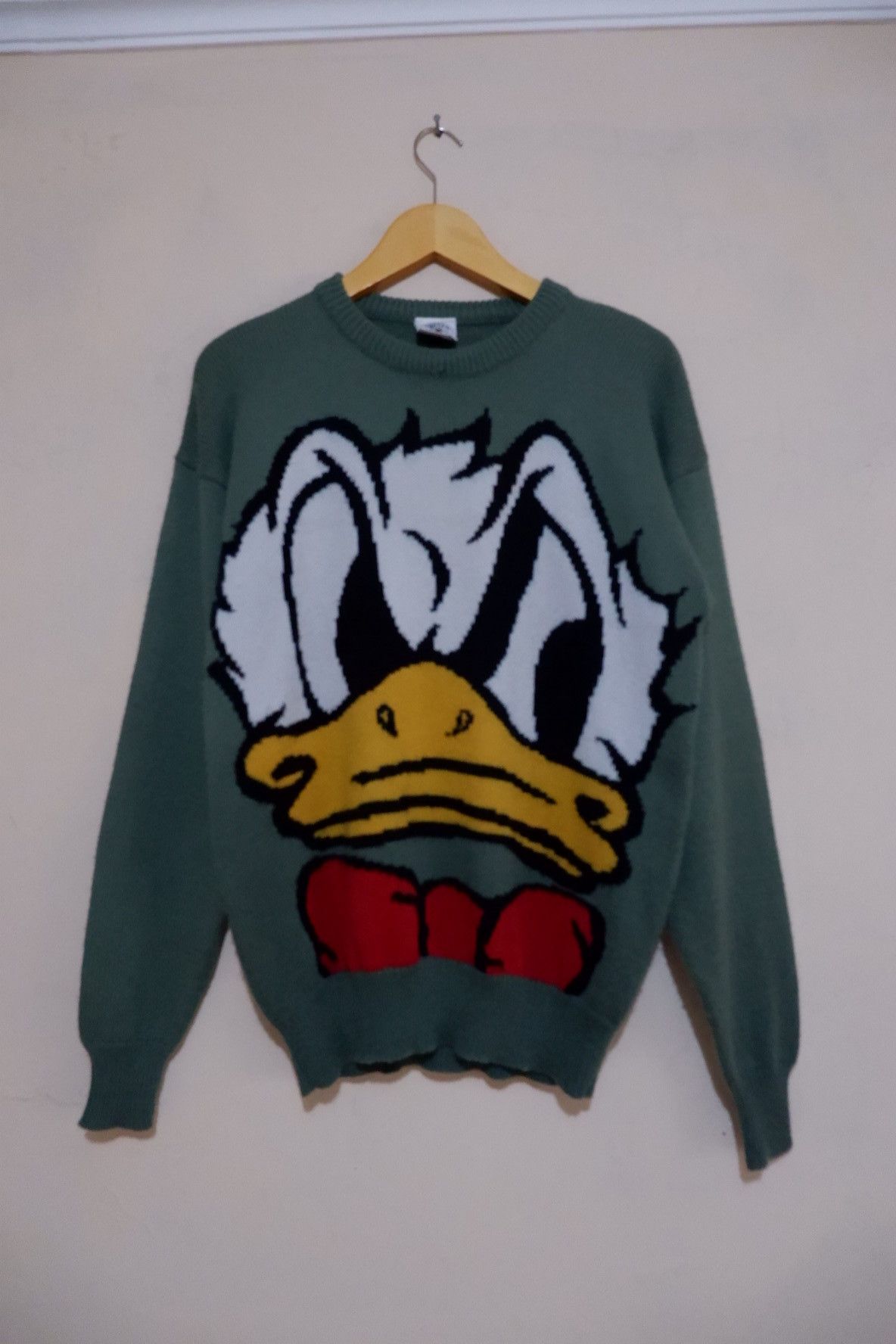 Japanese Brand Vintage 90s Disney Donald Duck Face Knitwear Size US S / EU 44-46 / 1 - 1 Thumbnail
