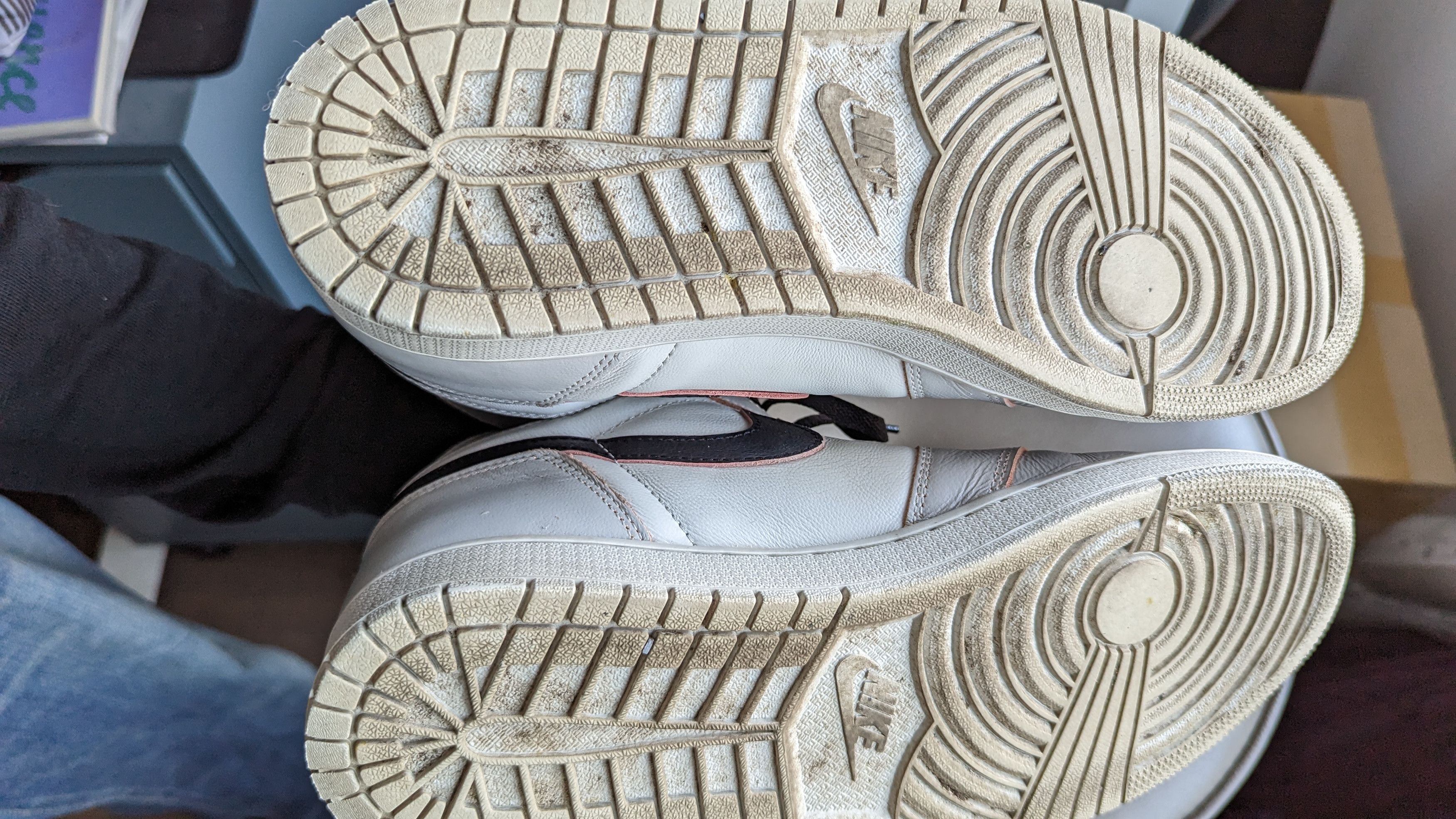 Jordan Brand Air Jordan 1 Retro High SB NYC to Paris Light Bone 2019 Size US 13 / EU 46 - 8 Thumbnail