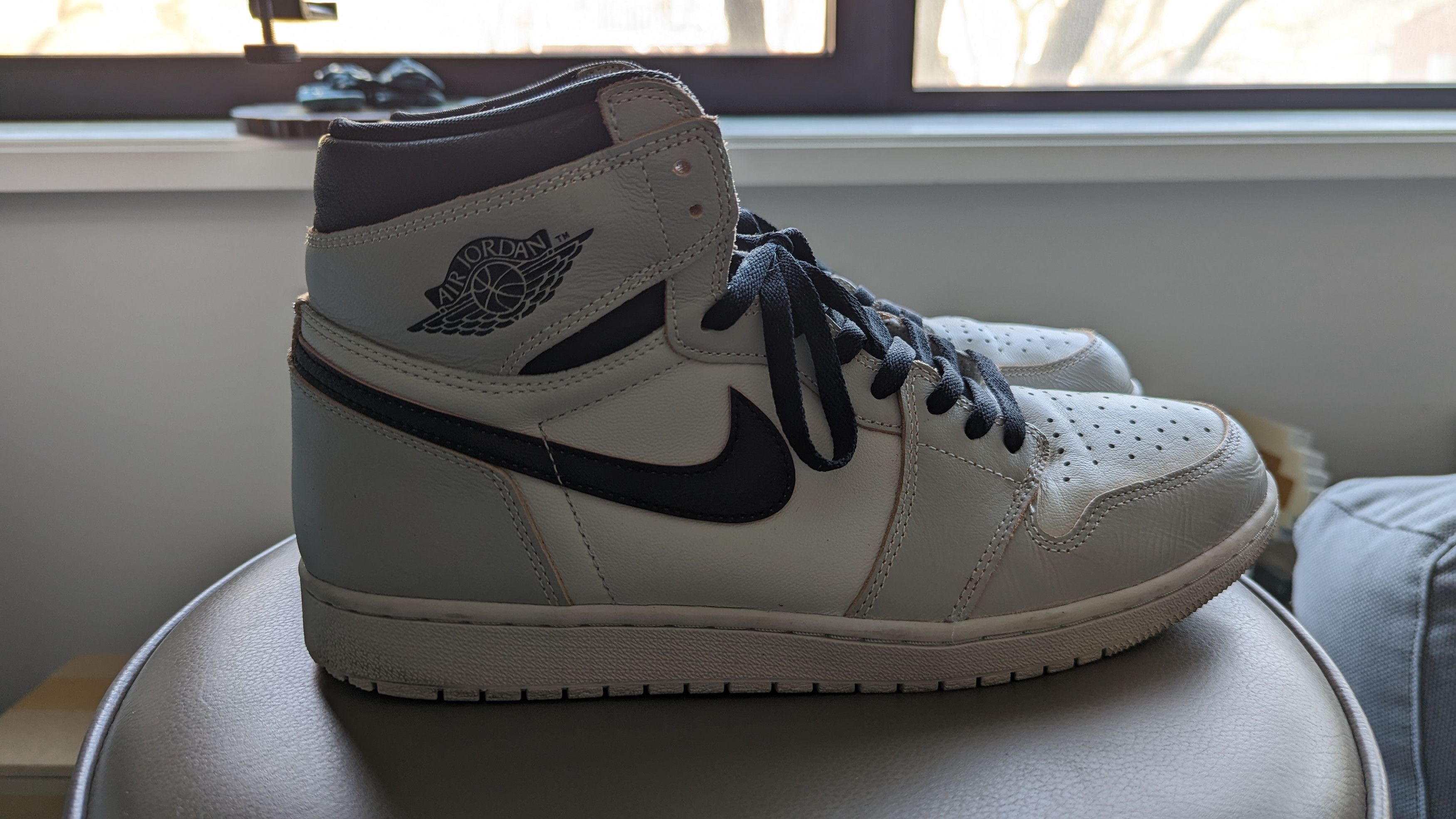 image of Air Jordan 1 Retro High Sb Nyc To Paris Light Bone 2019 Shoes in Grey Black Pink, Men's (Size 13)