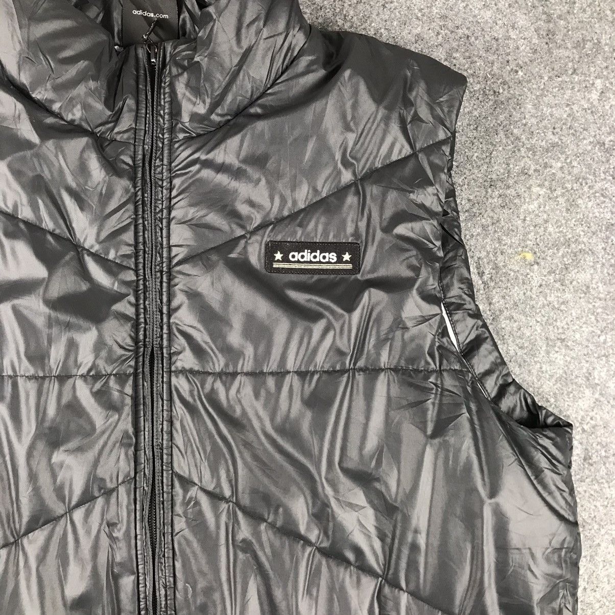 Adidas × Japanese Brand 🔥Adidas puffer Vest Beautiful Design🔥 Size US M / EU 48-50 / 2 - 3 Thumbnail