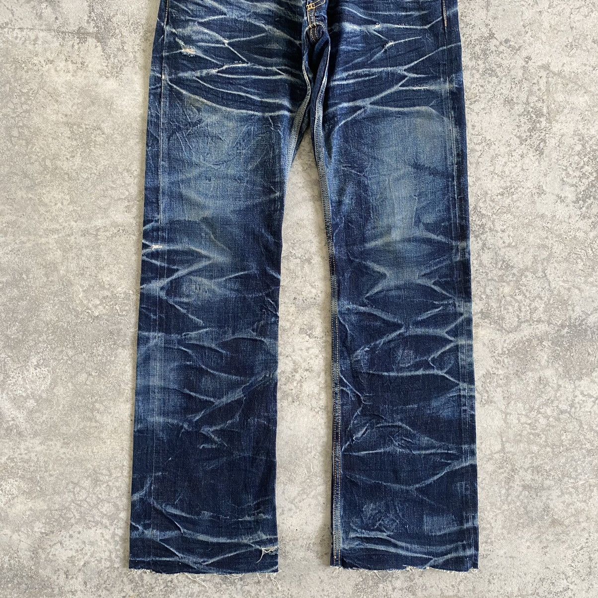 RIPVANWINKLE Rip Van Winkle Whisker Washed Distressed Flared Jeans Size US 29 - 3 Thumbnail