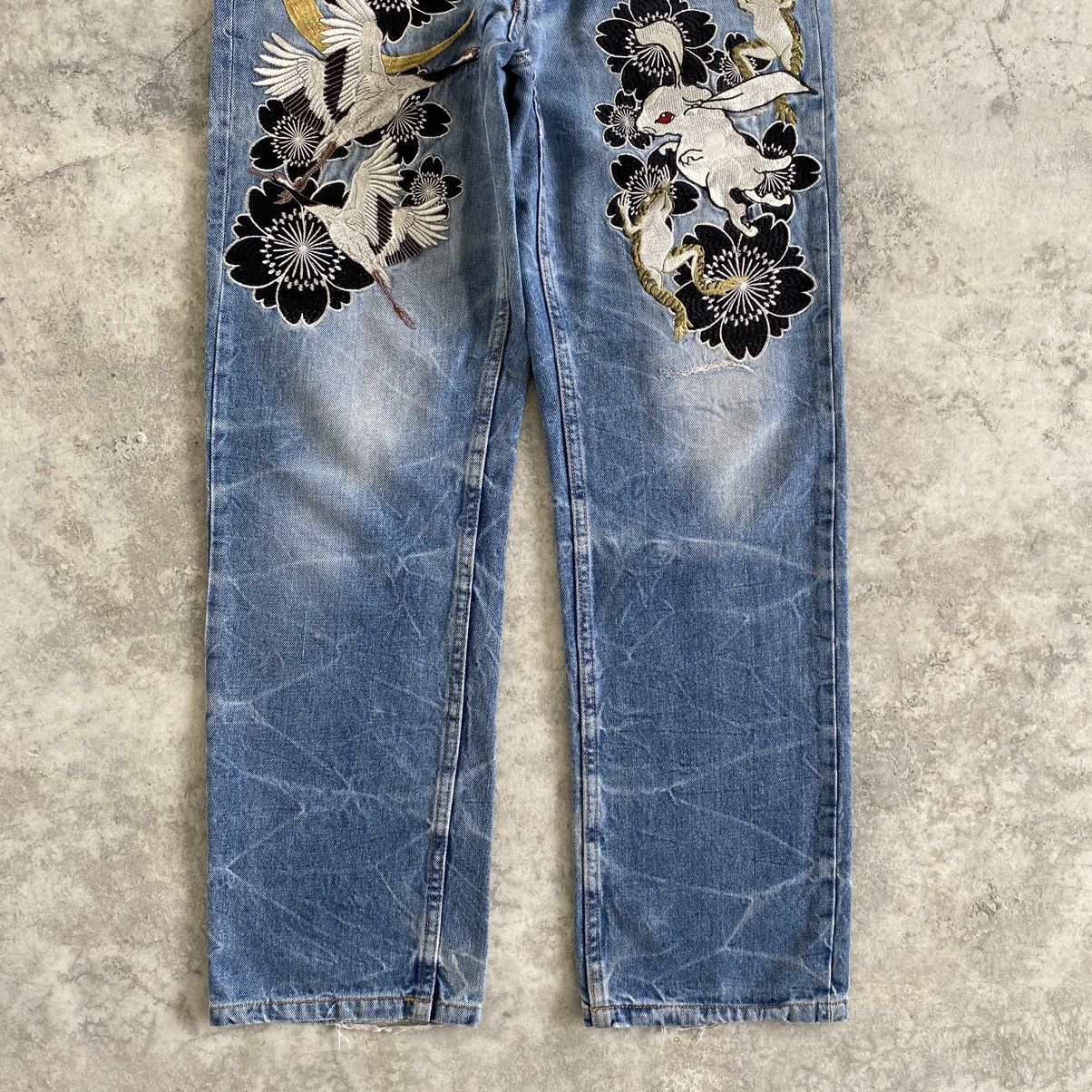 Karakuri Tamashii Karakuri Tanmashii Style Fugutaiten Embroidered Tattoo Jeans Size US 32 / EU 48 - 3 Thumbnail