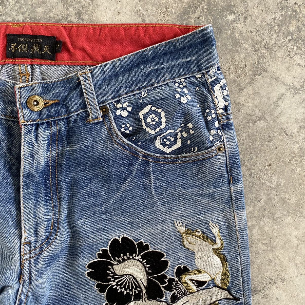 Karakuri Tamashii Karakuri Tanmashii Style Fugutaiten Embroidered Tattoo Jeans Size US 32 / EU 48 - 8 Thumbnail