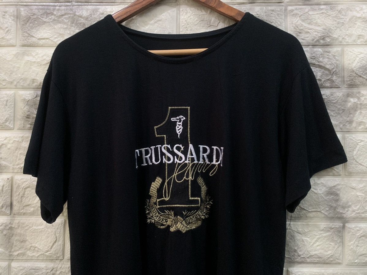 Trussardi Trussardi Embroidered Logo T-Shirt Size US L / EU 52-54 / 3 - 3 Thumbnail