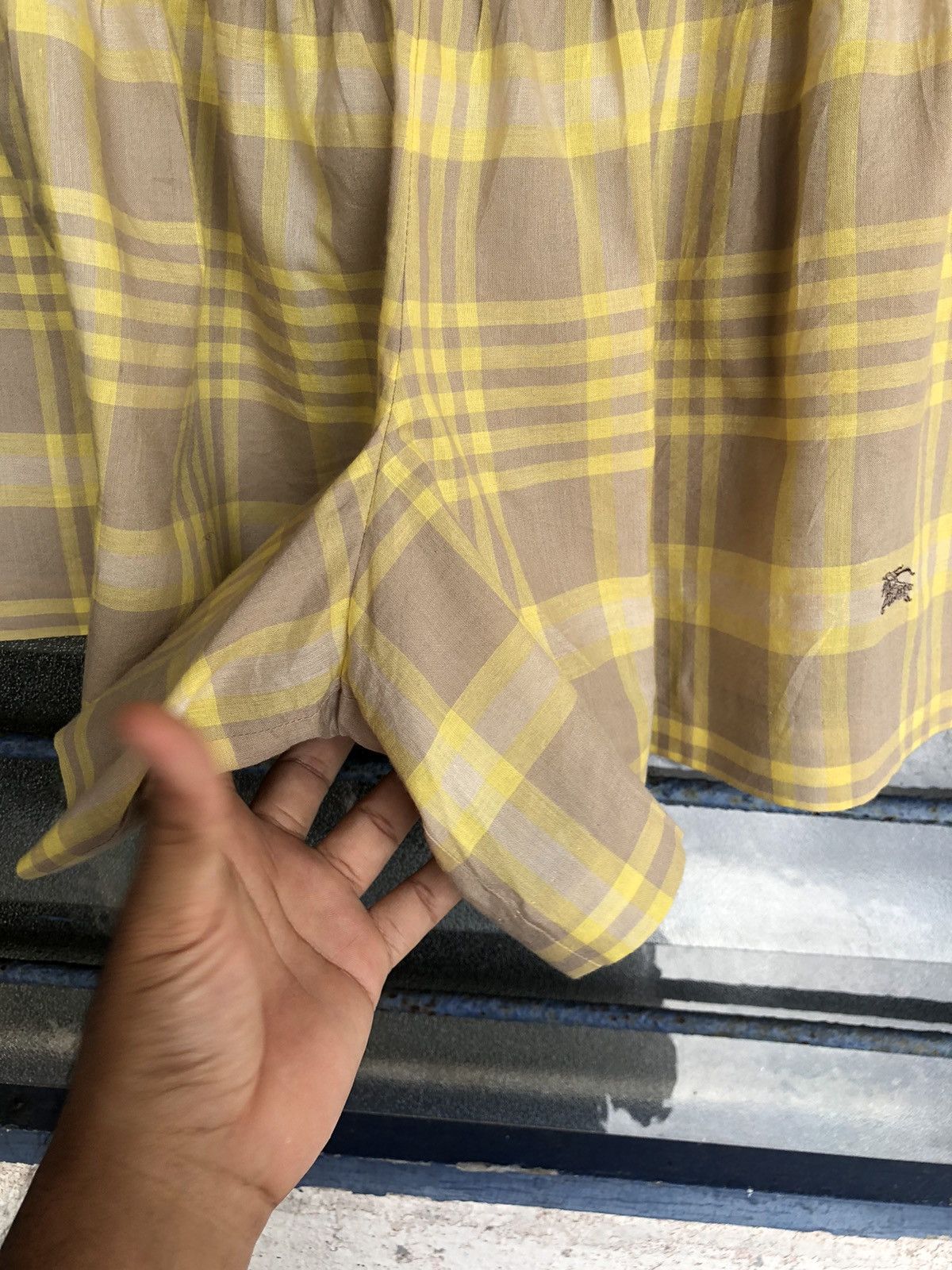 Burberry Vintage Burberry Blue Label Nova Check Short Pants/ Skirts Size 25" / US 0 / IT 36 - 8 Thumbnail