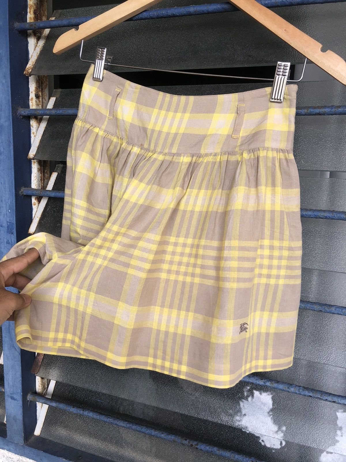 Burberry Vintage Burberry Blue Label Nova Check Short Pants/ Skirts Size 25" / US 0 / IT 36 - 9 Thumbnail