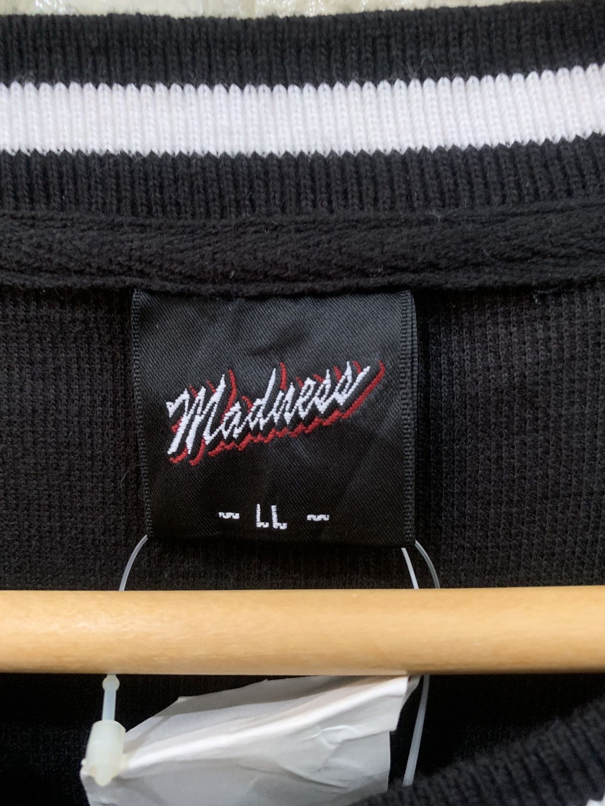 Japanese Brand 🔥NEW🔥Madnes Shirt Size US L / EU 52-54 / 3 - 6 Thumbnail