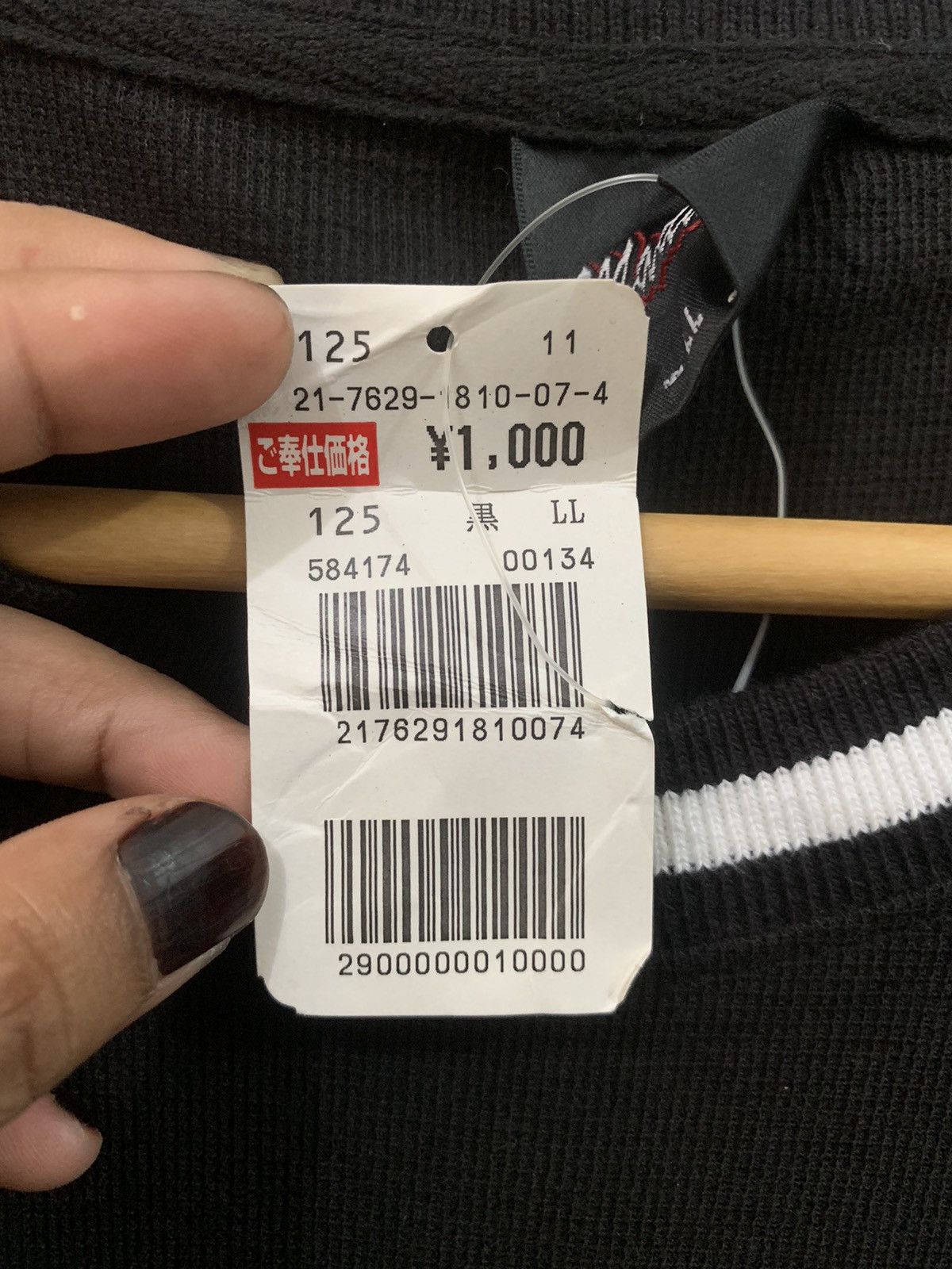 Japanese Brand 🔥NEW🔥Madnes Shirt Size US L / EU 52-54 / 3 - 7 Thumbnail