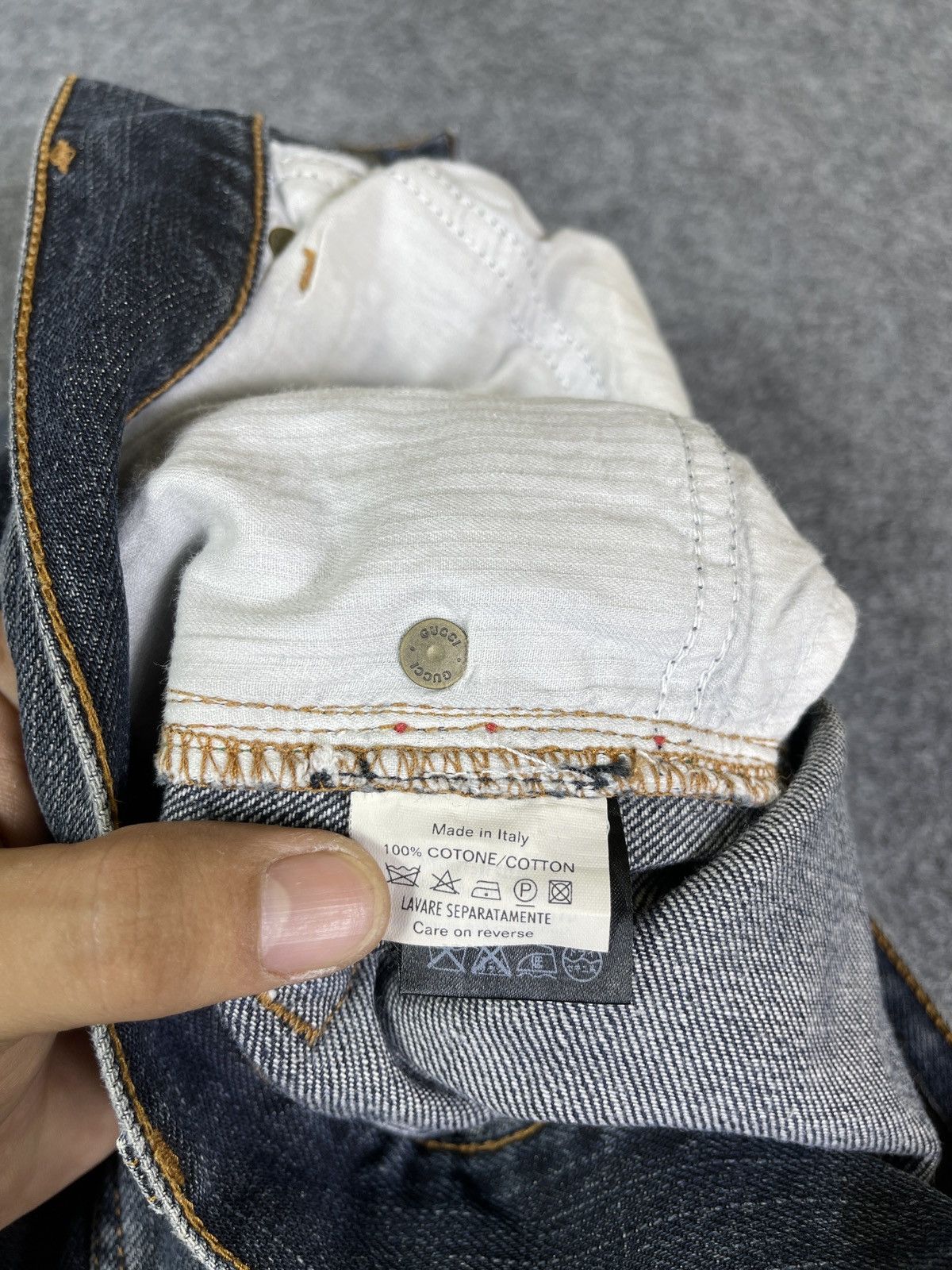 Gucci CYBER24‼️Vintage’Y2k🔥GUCCI🔥Light Washed Denim Jeans Size US 31 - 14 Thumbnail