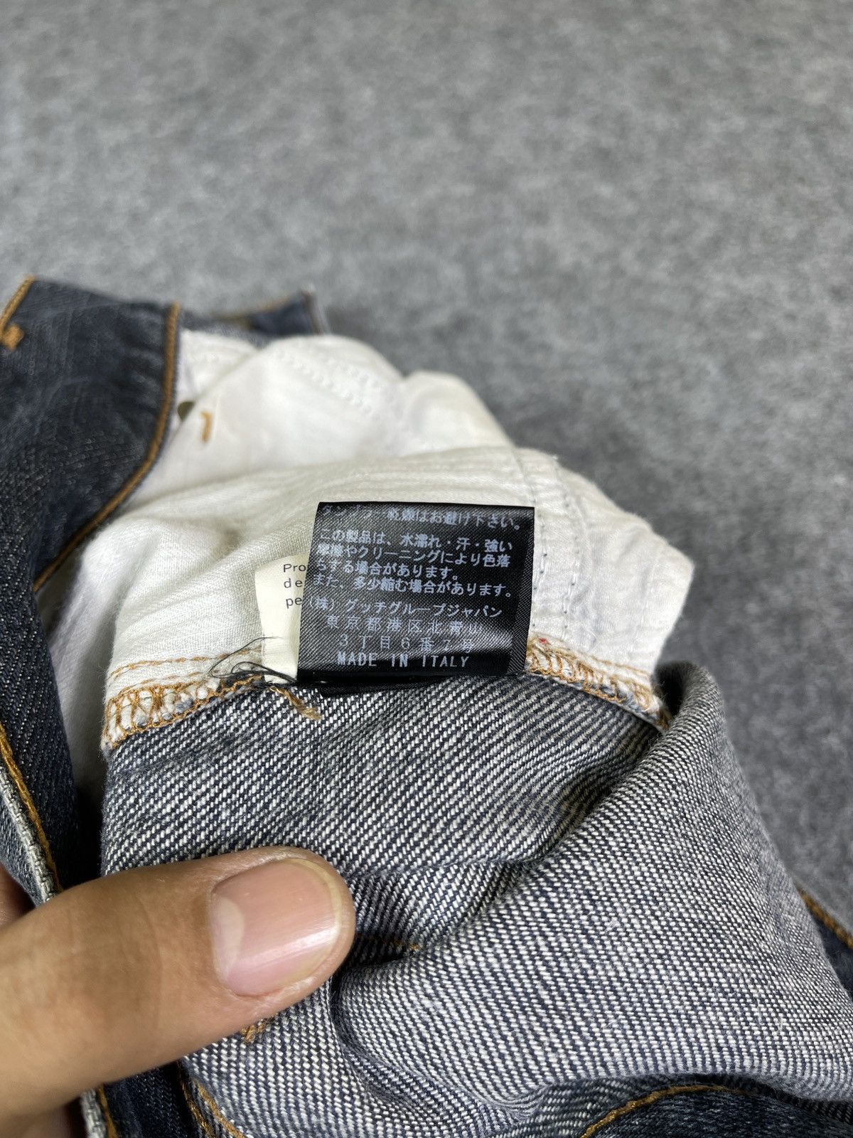 Gucci CYBER24‼️Vintage’Y2k🔥GUCCI🔥Light Washed Denim Jeans Size US 31 - 16 Thumbnail