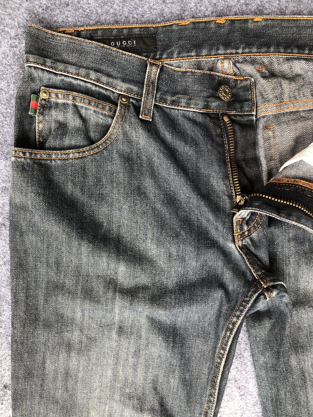 Gucci CYBER24‼️Vintage’Y2k🔥GUCCI🔥Light Washed Denim Jeans Size US 31 - 6 Thumbnail