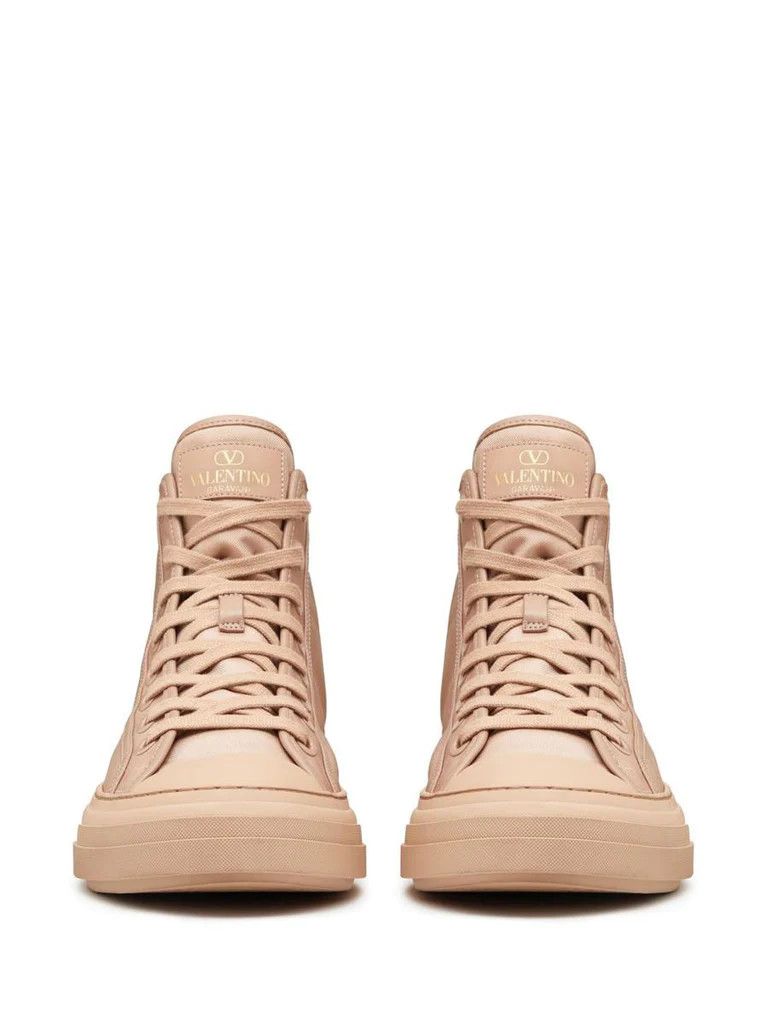 o1b1tn1i0523 Hi-Top Sneakers in Pink