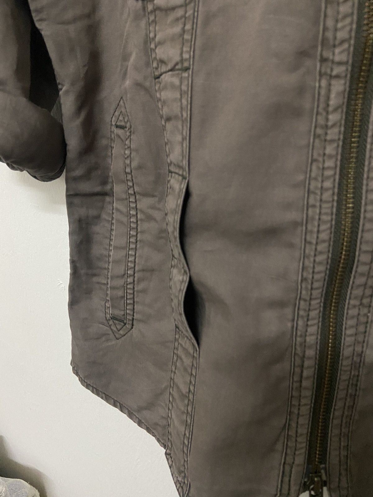 Burberry Burberry Black Label napoleon Carved Button jacket Size US M / EU 48-50 / 2 - 5 Thumbnail