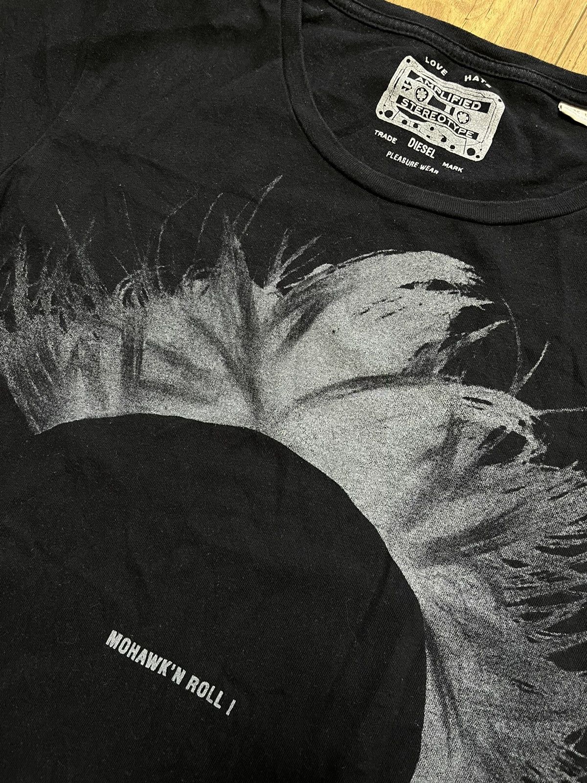 Diesel × Vintage Vintage Avant-Garde Diesel Big logo T-Shirt Japan Style Size L / US 10 / IT 46 - 2 Thumbnail