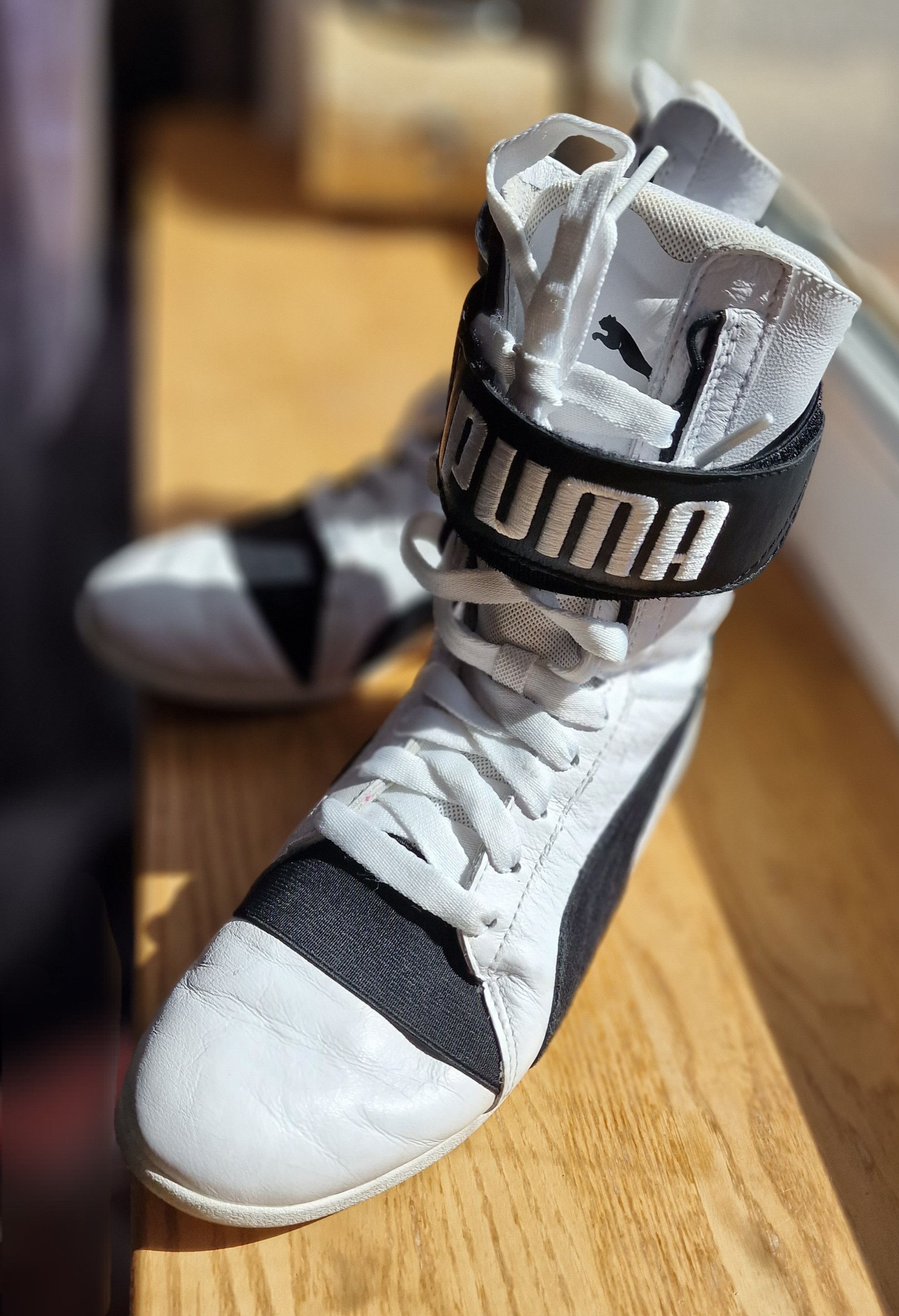Puma PUMA Women's Eskiva Hi WN's Boxing Trainers Size US 6 / IT 36 - 7 Thumbnail