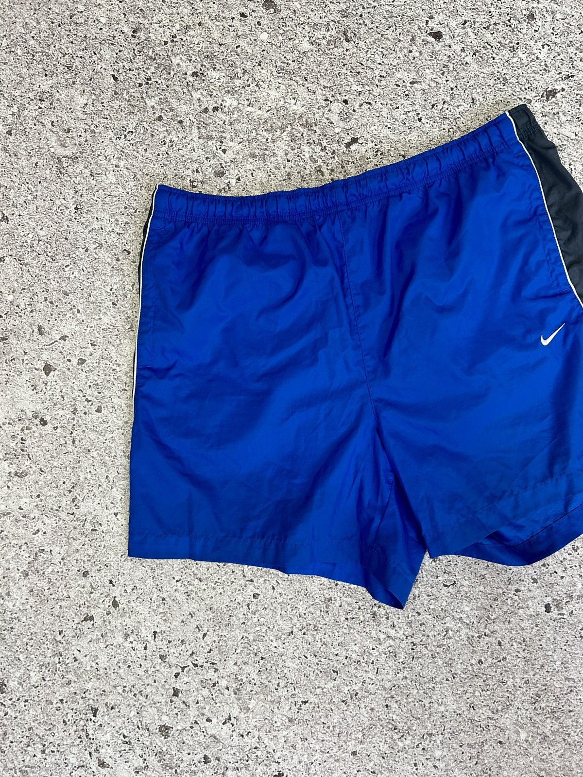 Nike × Vintage 🏝️ Vintage Nylon Beach Nike shorts 90s/2000s size XL Y2K Size US 38 / EU 54 - 3 Thumbnail