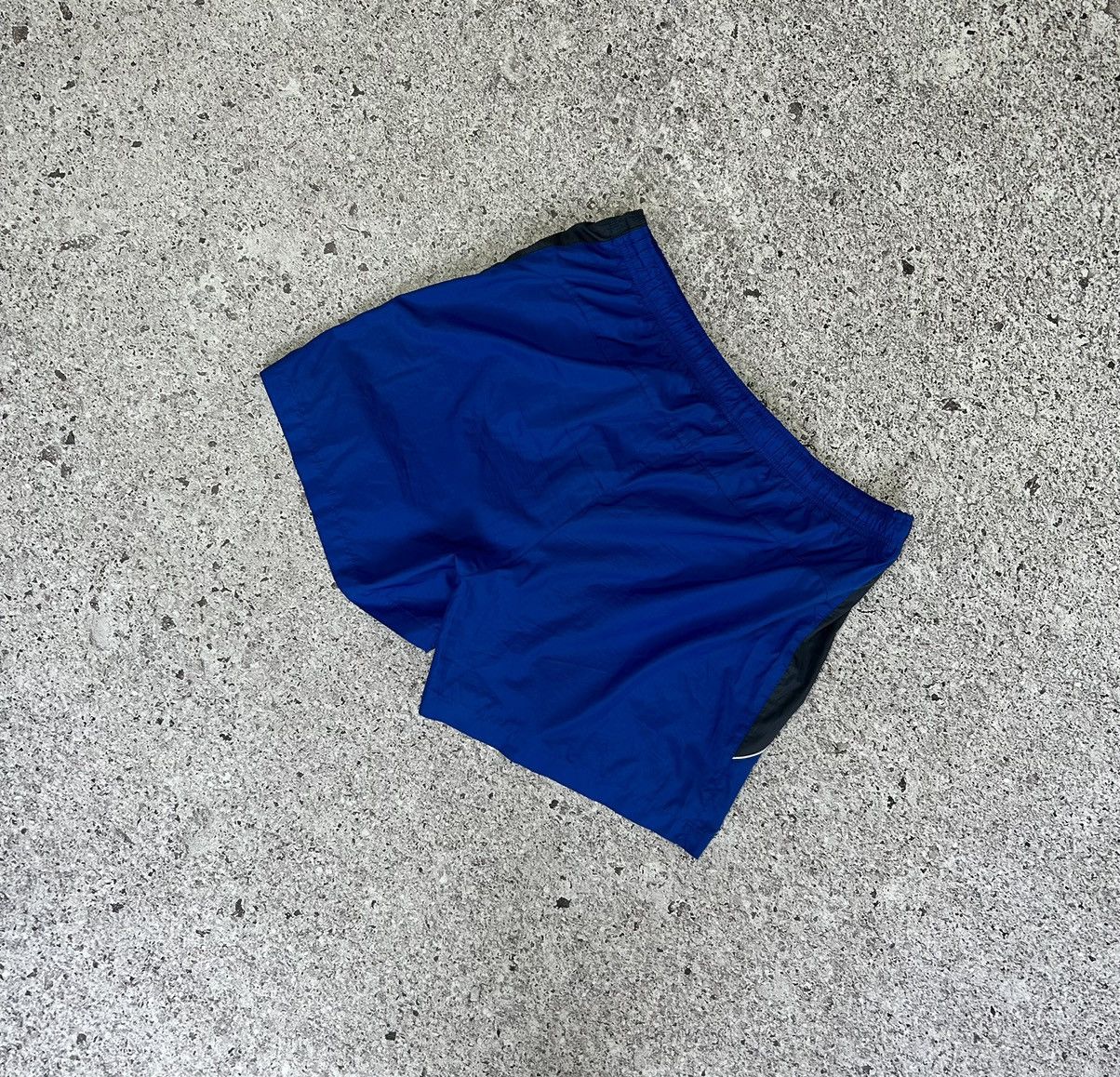 Nike × Vintage 🏝️ Vintage Nylon Beach Nike shorts 90s/2000s size XL Y2K Size US 38 / EU 54 - 4 Thumbnail