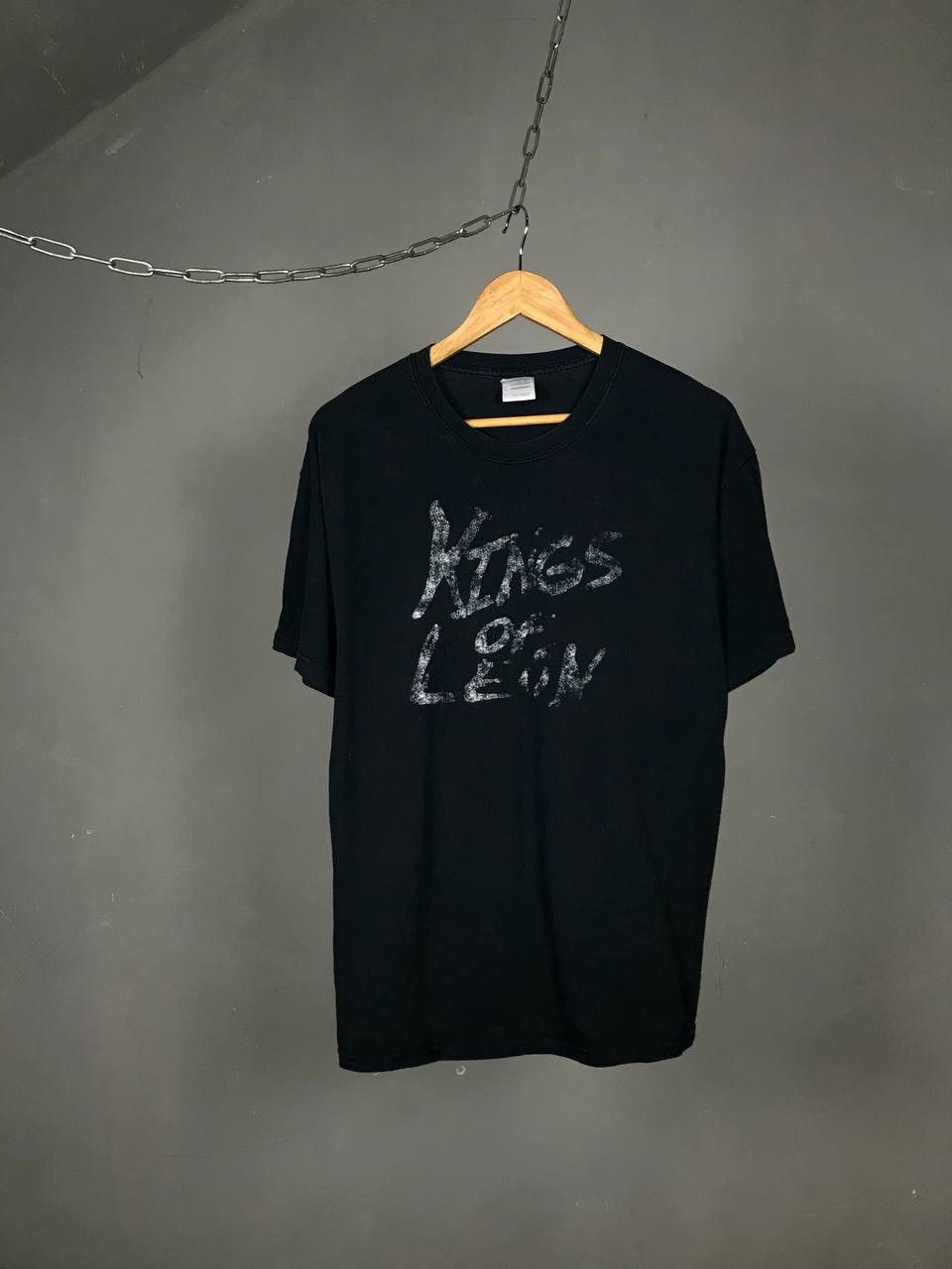 Band Tees Kings of Leon vintage rock band overprinted tee Size US L / EU 52-54 / 3 - 1 Thumbnail