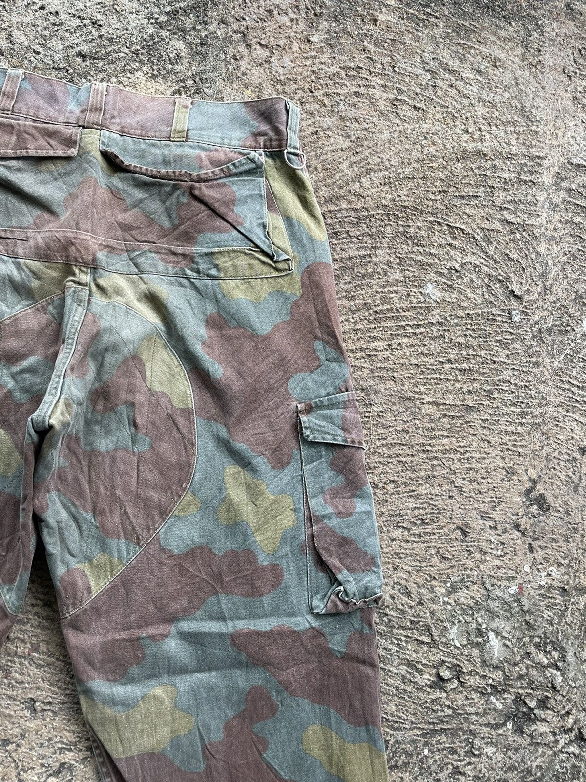 If Six Was Nine × Vintage Vintage Army Camouflage Faded Distressed Monkey Pants Size US 33 - 10 Thumbnail