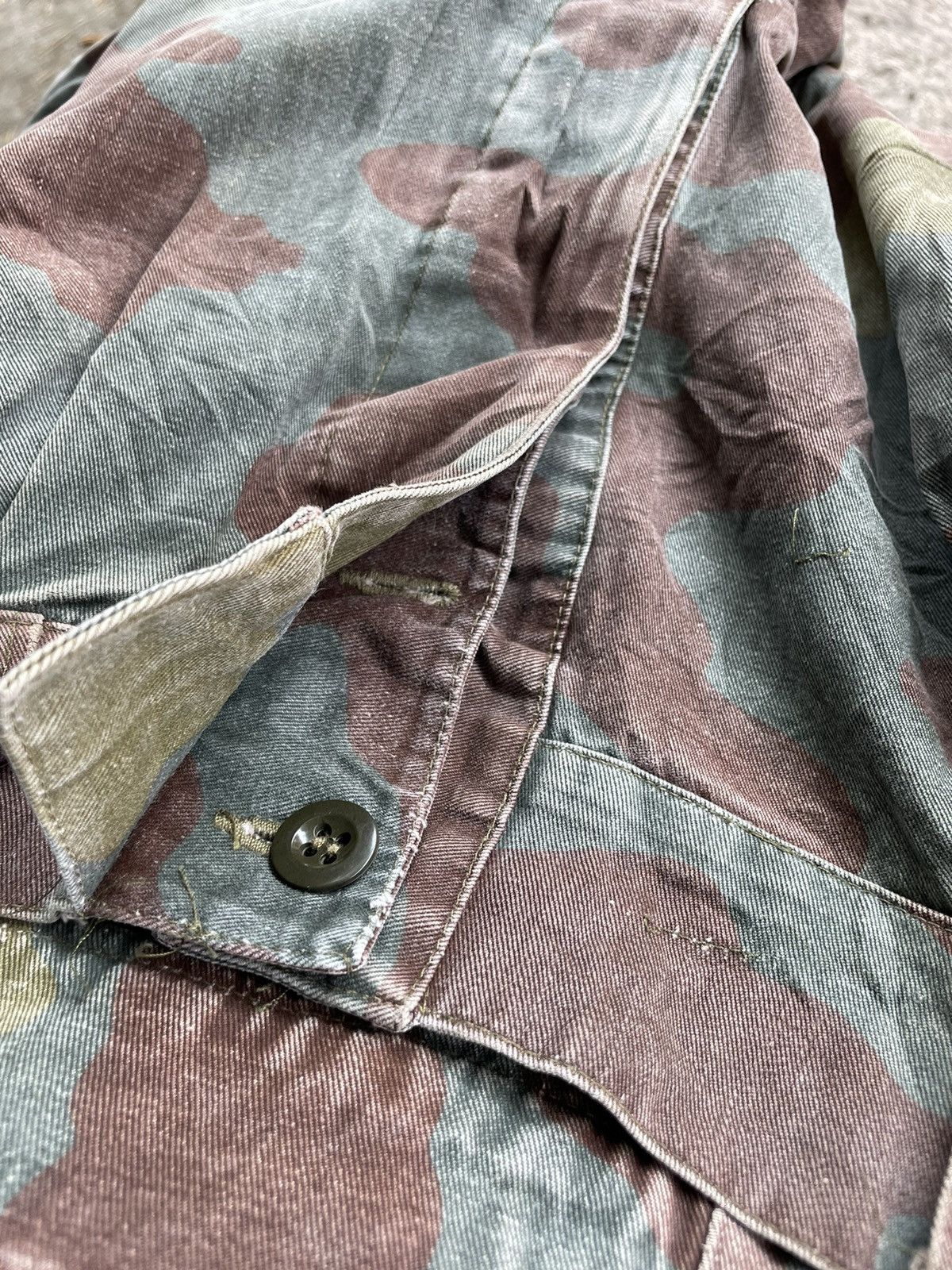 If Six Was Nine × Vintage Vintage Army Camouflage Faded Distressed Monkey Pants Size US 33 - 19 Thumbnail