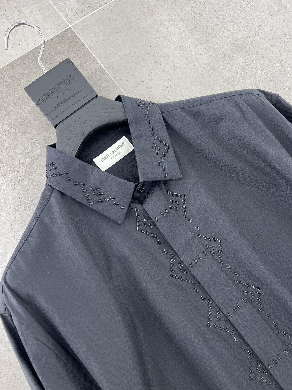 19FW Zigzags and Arrows Embroidered Shirt sz40