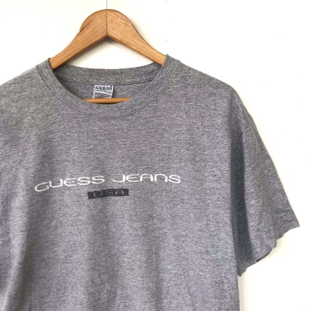 Guess × Vintage Vintage 90s Guess Jeans Usa With Centre Logo Size US M / EU 48-50 / 2 - 3 Thumbnail
