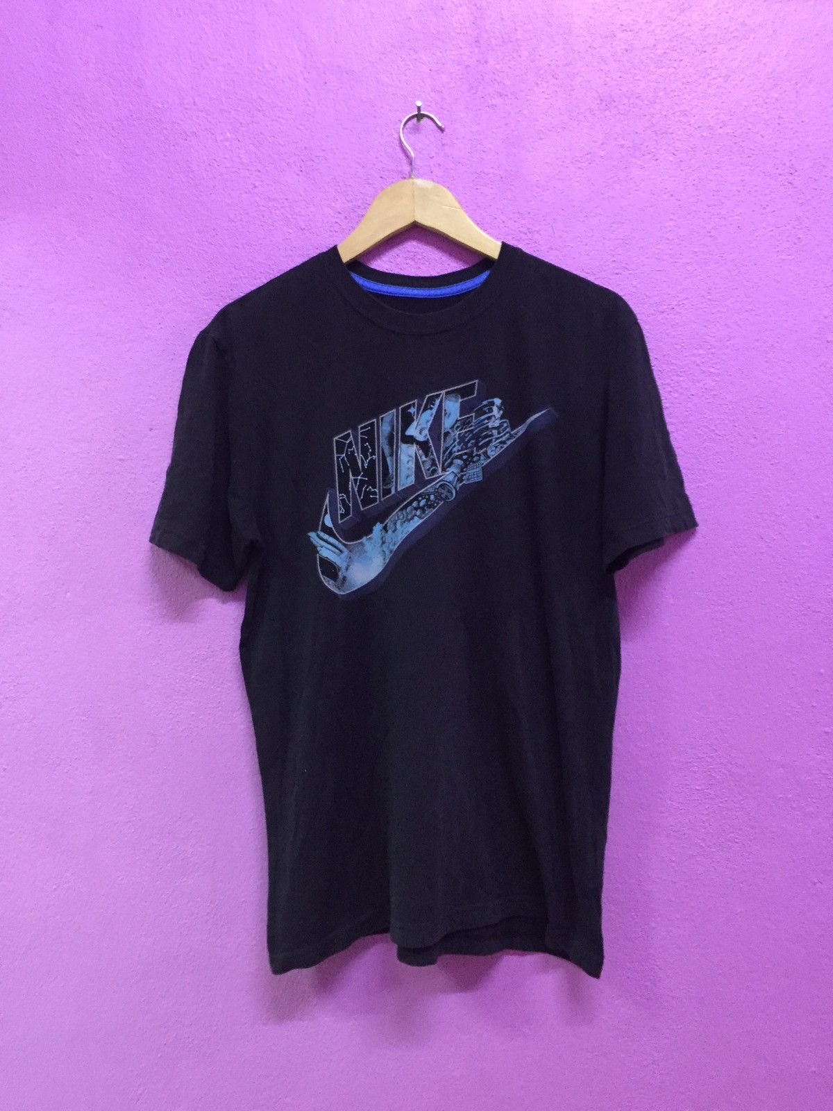 Nike Nike Sportswear T-Shirts Size L Size US L / EU 52-54 / 3 - 1 Thumbnail