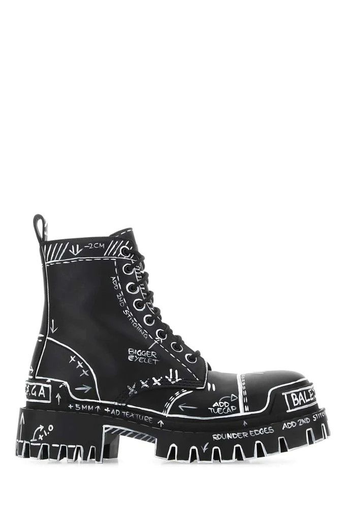 o1b1tn1i0523 leather ankle boots in Printed