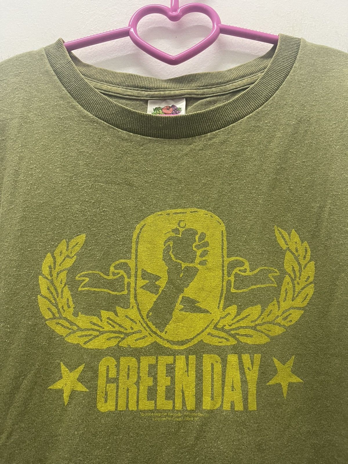 Band Tees Rare Vintage GREEN DAY American Idiot 2005 Tour Thrashed Tee Size US XL / EU 56 / 4 - 2 Thumbnail